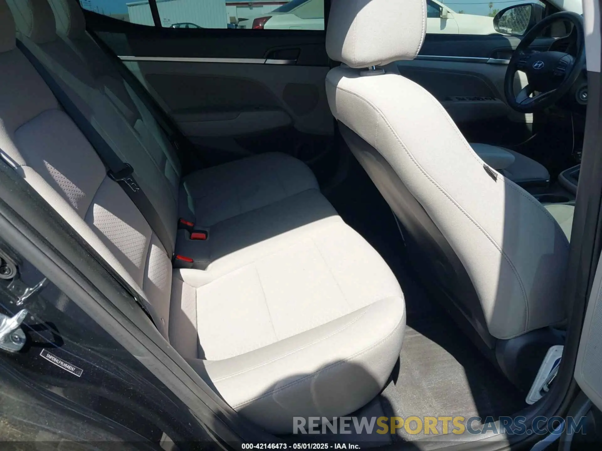 8 Photograph of a damaged car 5NPD84LF9LH548247 HYUNDAI ELANTRA 2020