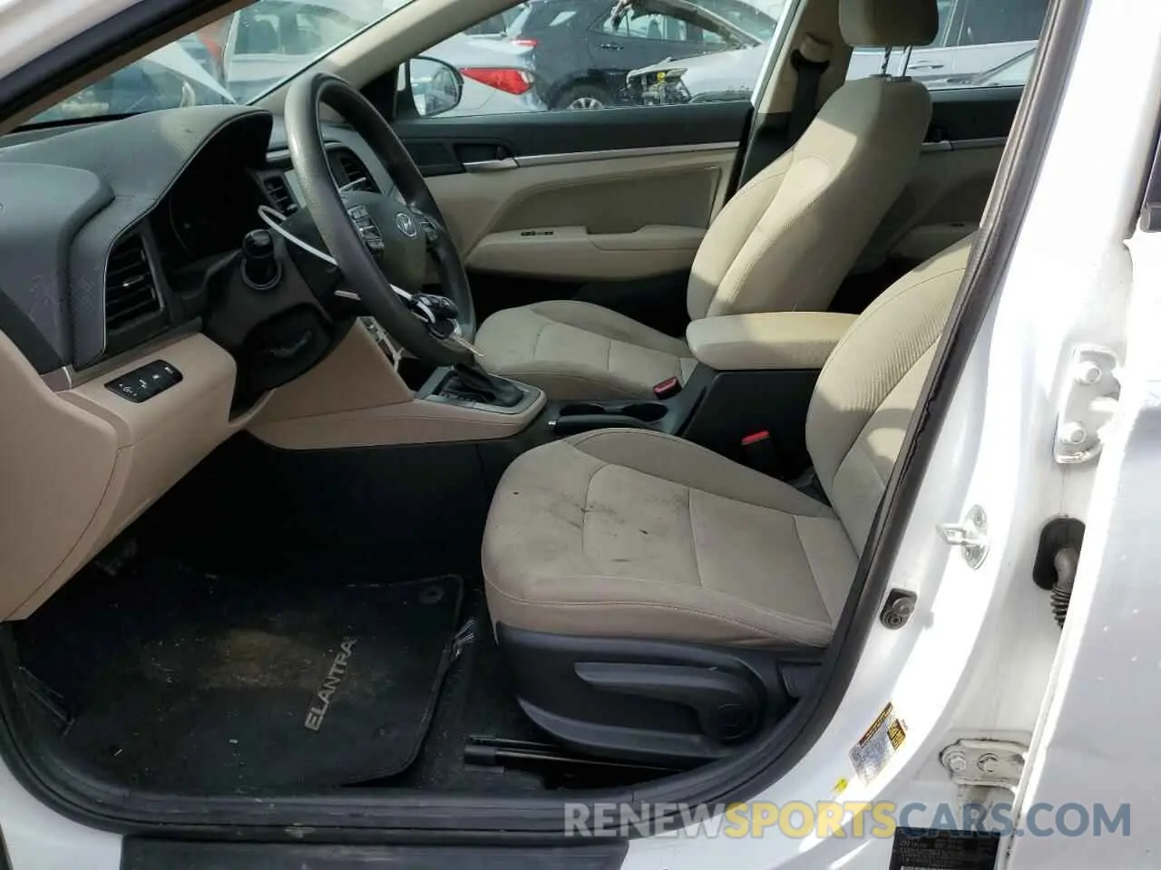 7 Photograph of a damaged car 5NPD84LF9LH548426 HYUNDAI ELANTRA 2020
