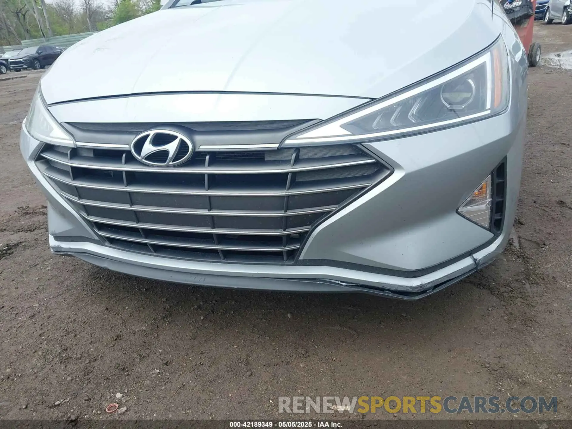 18 Photograph of a damaged car 5NPD84LF9LH548510 HYUNDAI ELANTRA 2020