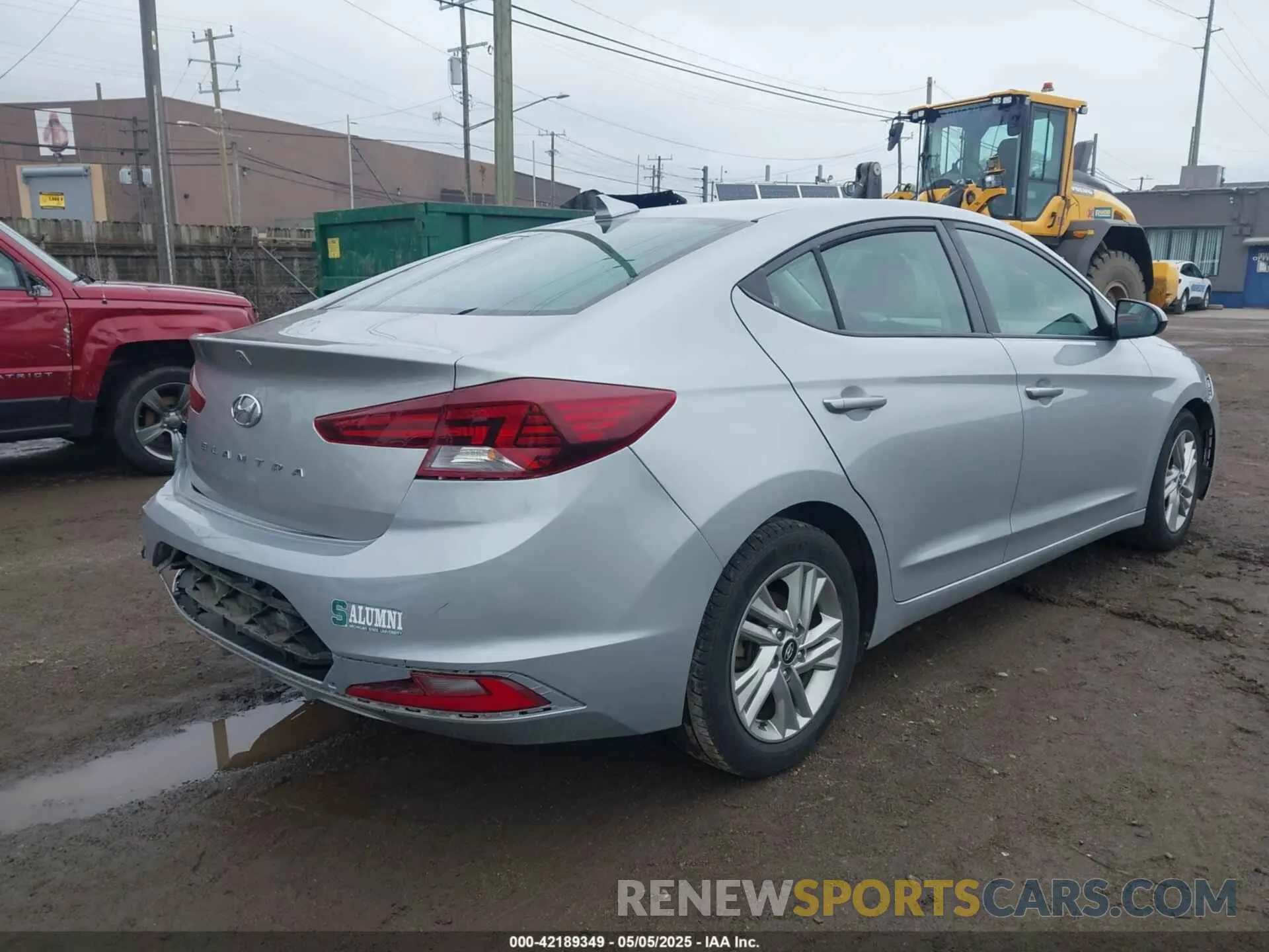 4 Photograph of a damaged car 5NPD84LF9LH548510 HYUNDAI ELANTRA 2020