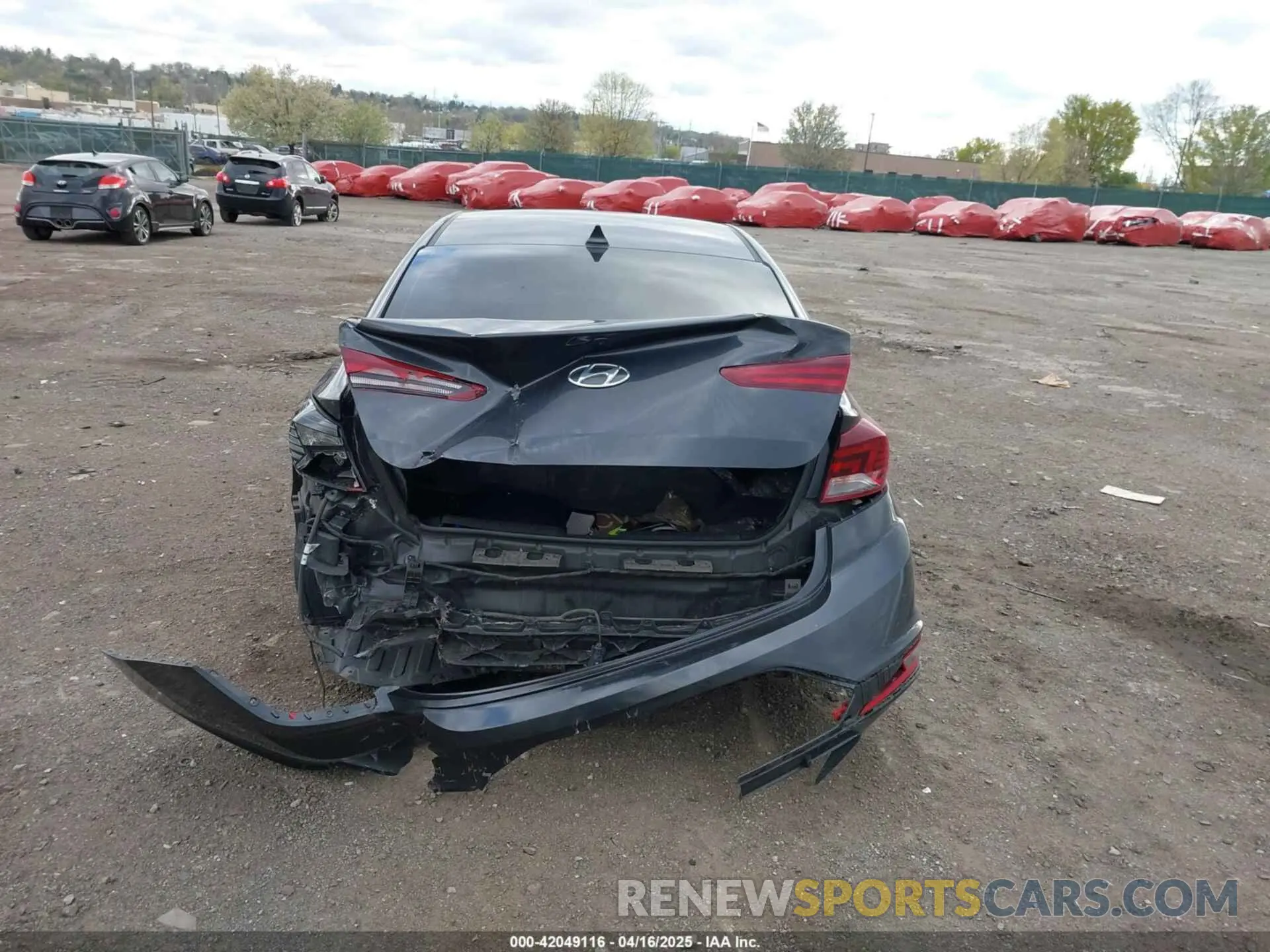 17 Photograph of a damaged car 5NPD84LF9LH551357 HYUNDAI ELANTRA 2020