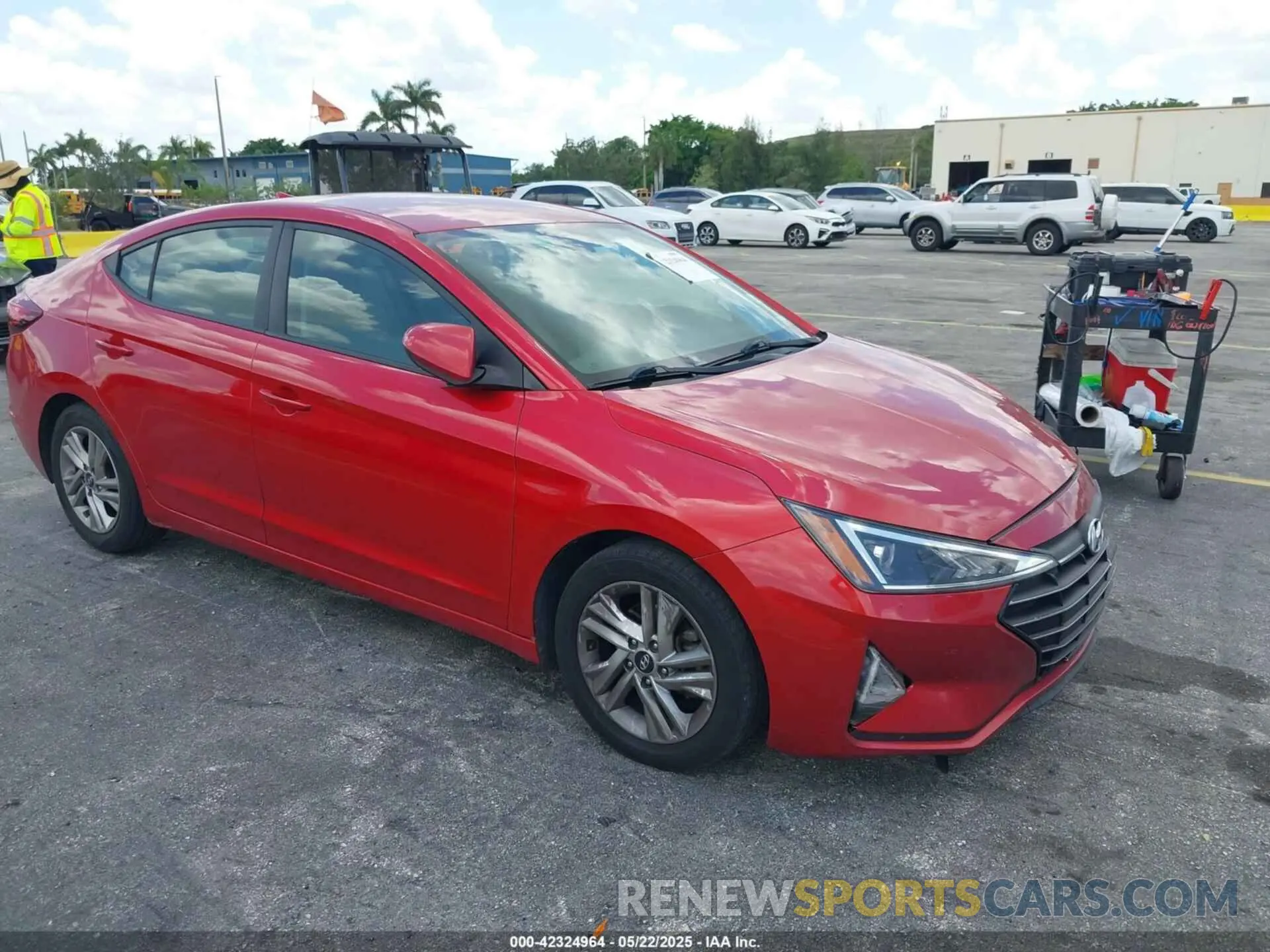 1 Photograph of a damaged car 5NPD84LF9LH555991 HYUNDAI ELANTRA 2020