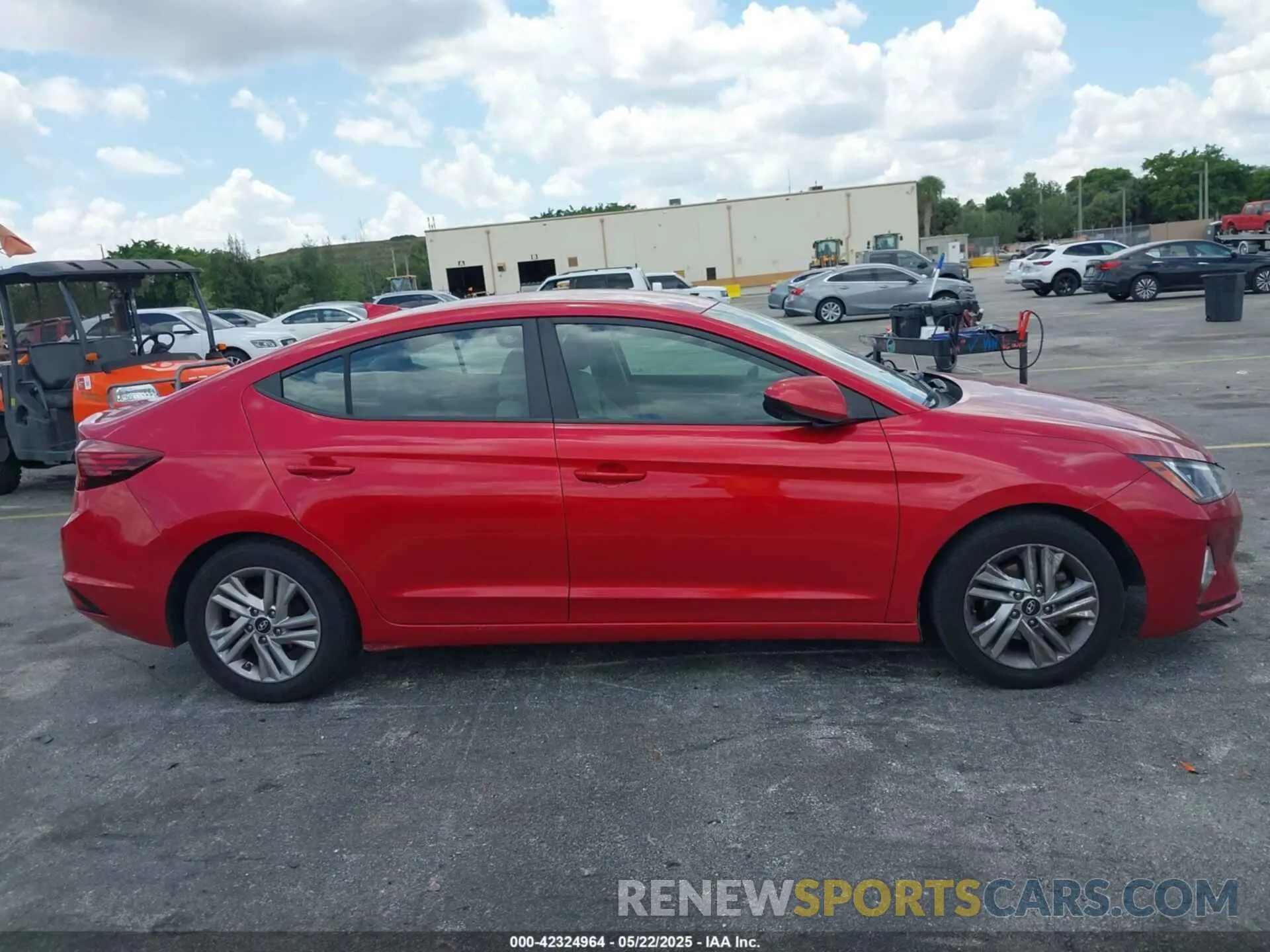 14 Photograph of a damaged car 5NPD84LF9LH555991 HYUNDAI ELANTRA 2020