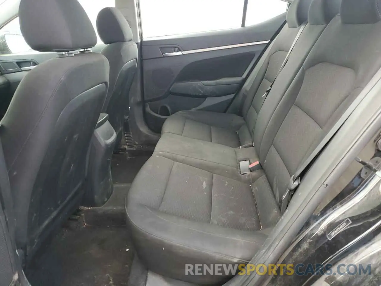 10 Photograph of a damaged car 5NPD84LF9LH557711 HYUNDAI ELANTRA 2020