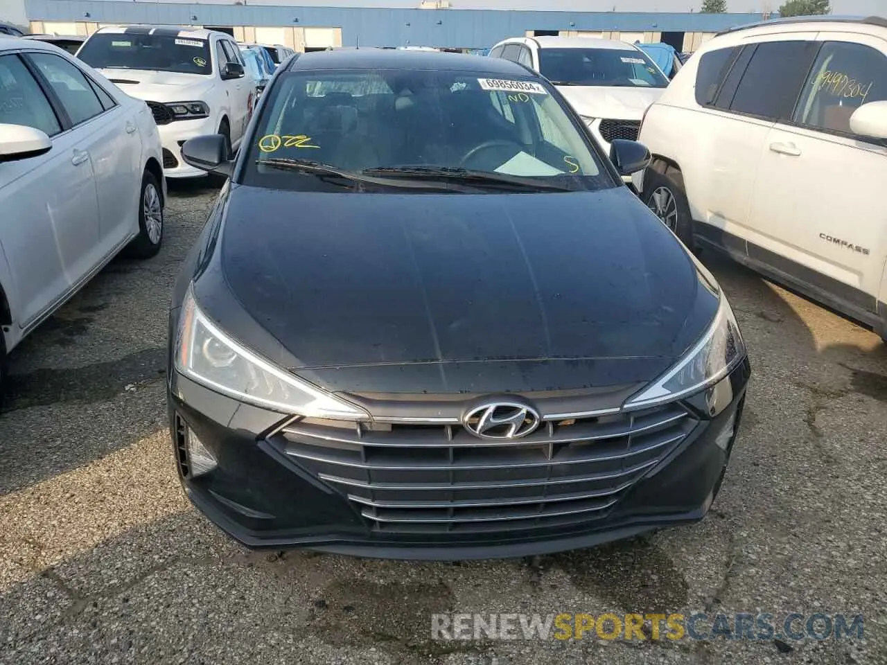 5 Photograph of a damaged car 5NPD84LF9LH562472 HYUNDAI ELANTRA 2020
