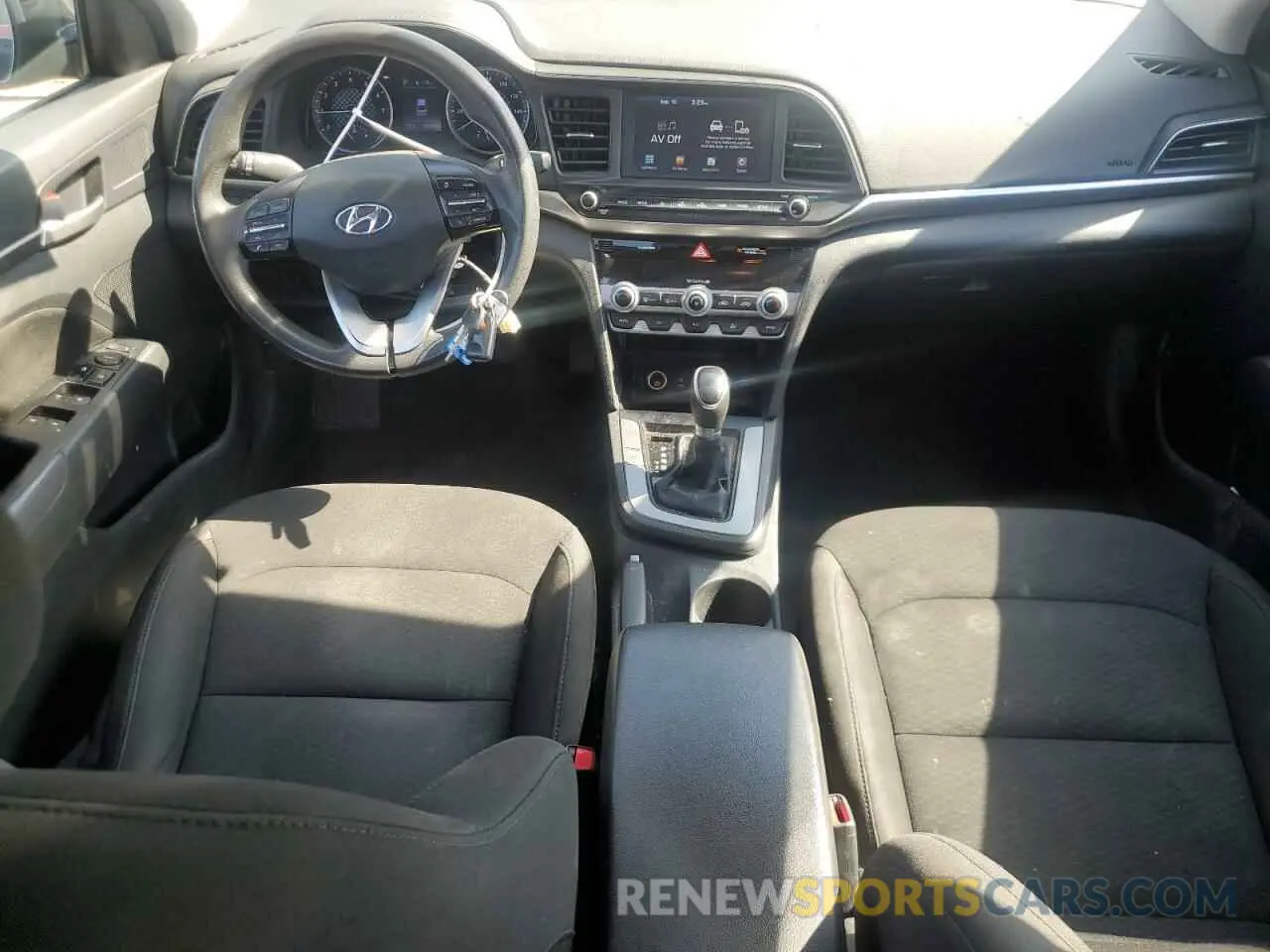 8 Photograph of a damaged car 5NPD84LF9LH562472 HYUNDAI ELANTRA 2020