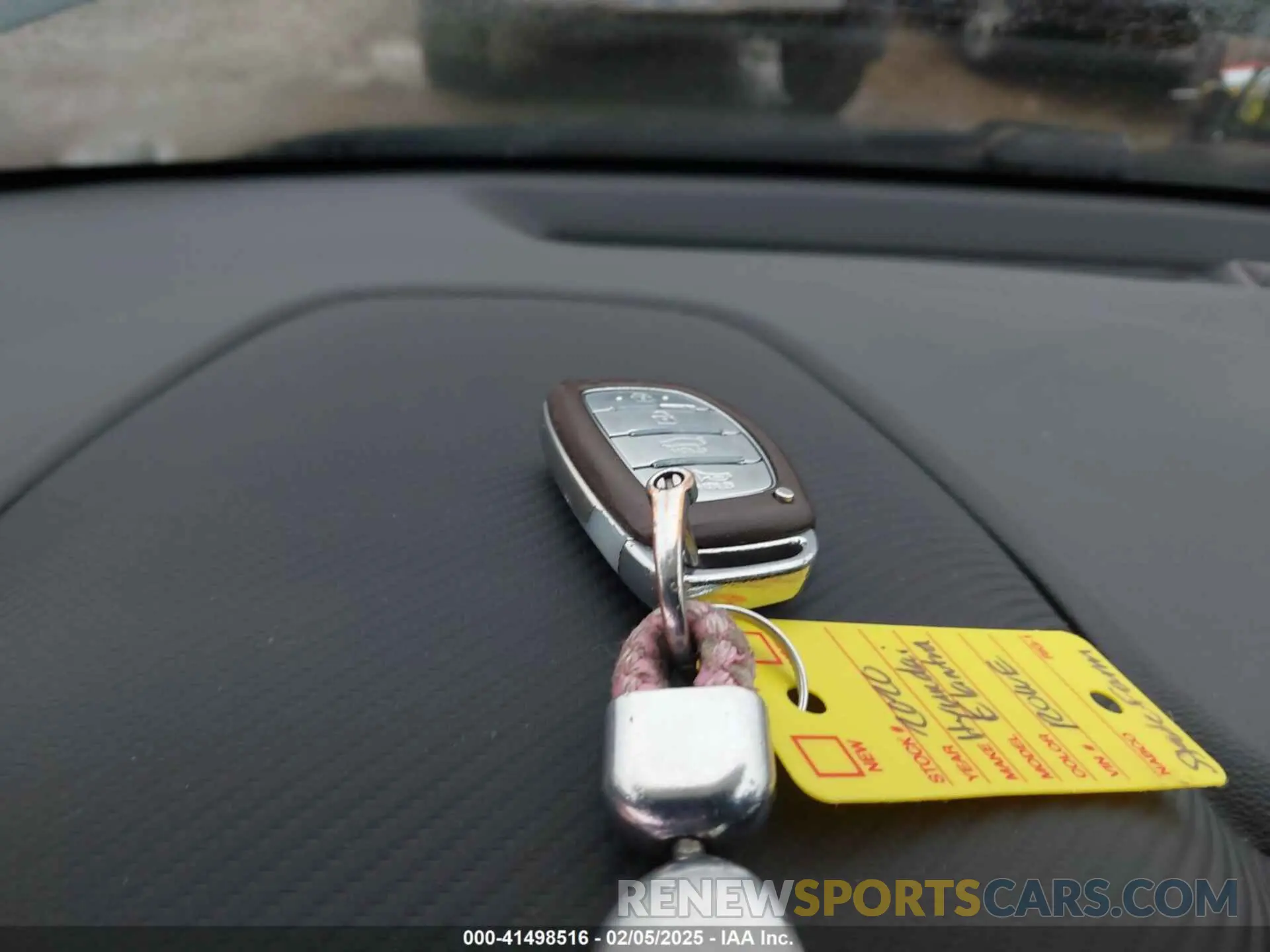 11 Photograph of a damaged car 5NPD84LF9LH568174 HYUNDAI ELANTRA 2020