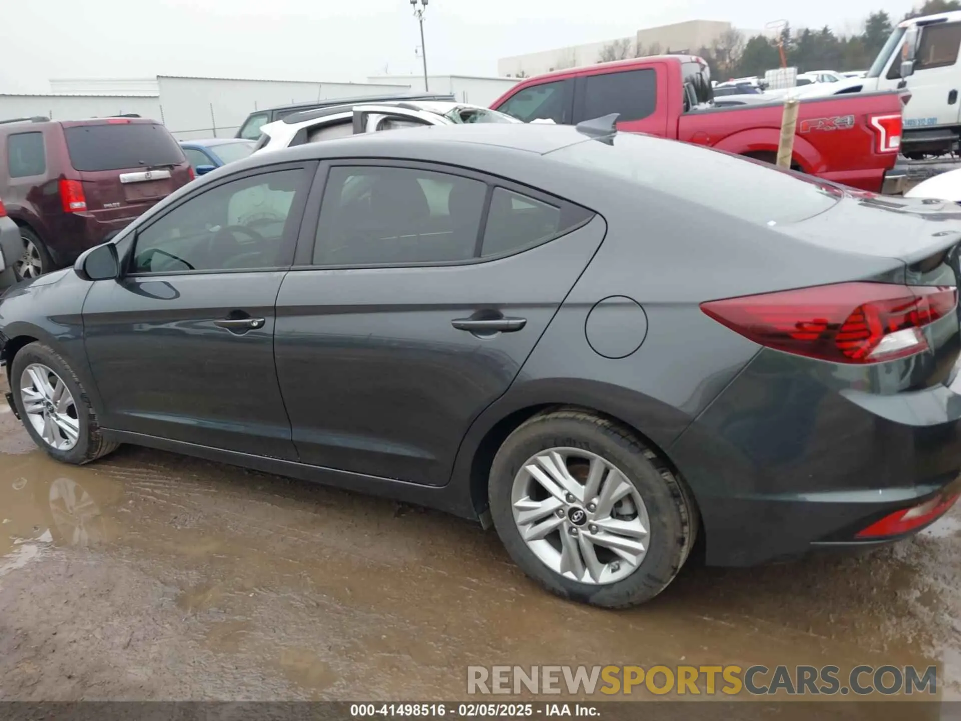 15 Photograph of a damaged car 5NPD84LF9LH568174 HYUNDAI ELANTRA 2020