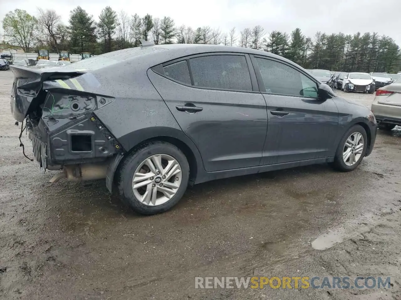 3 Photograph of a damaged car 5NPD84LF9LH569275 HYUNDAI ELANTRA 2020