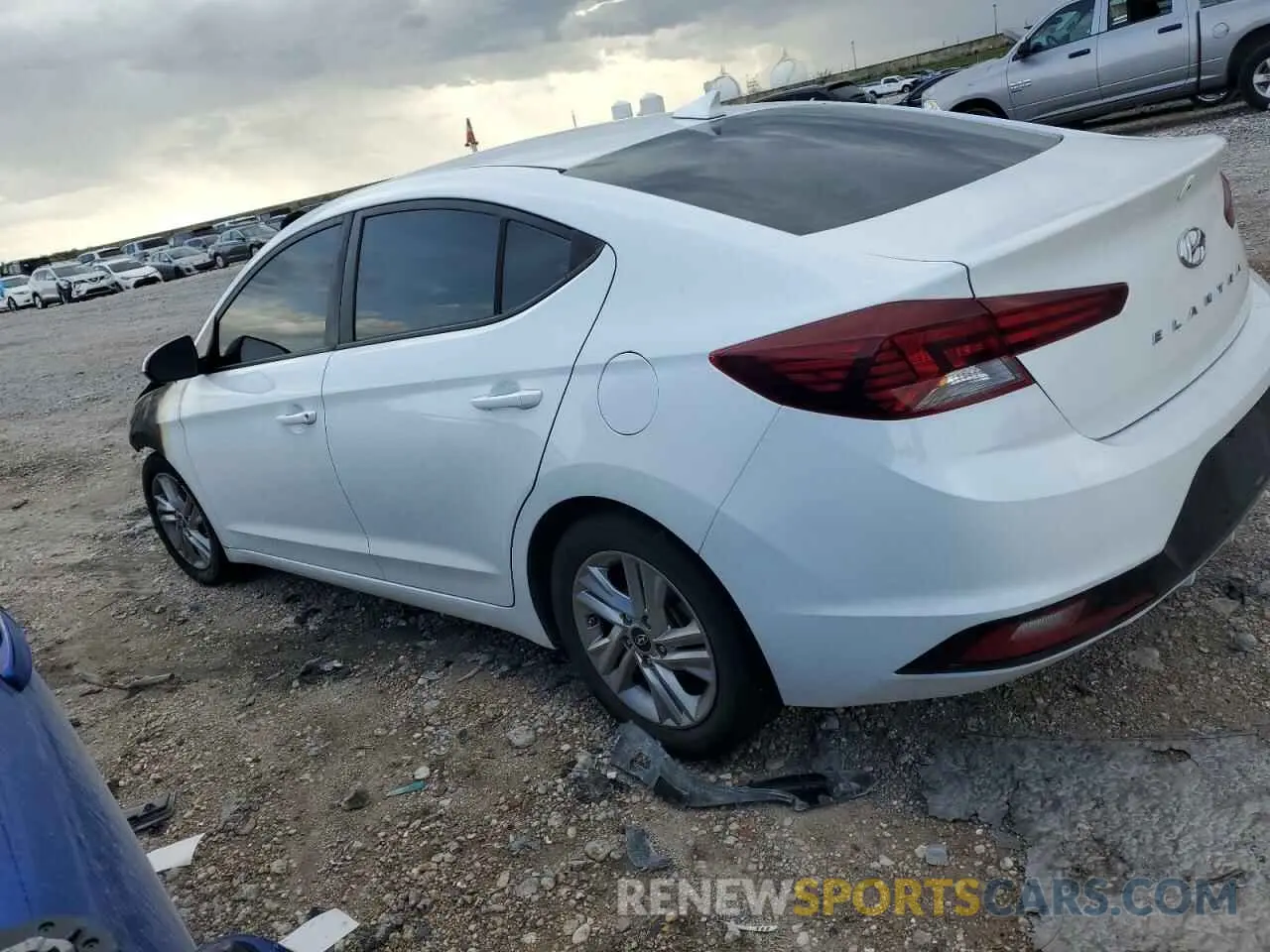 2 Photograph of a damaged car 5NPD84LF9LH569373 HYUNDAI ELANTRA 2020