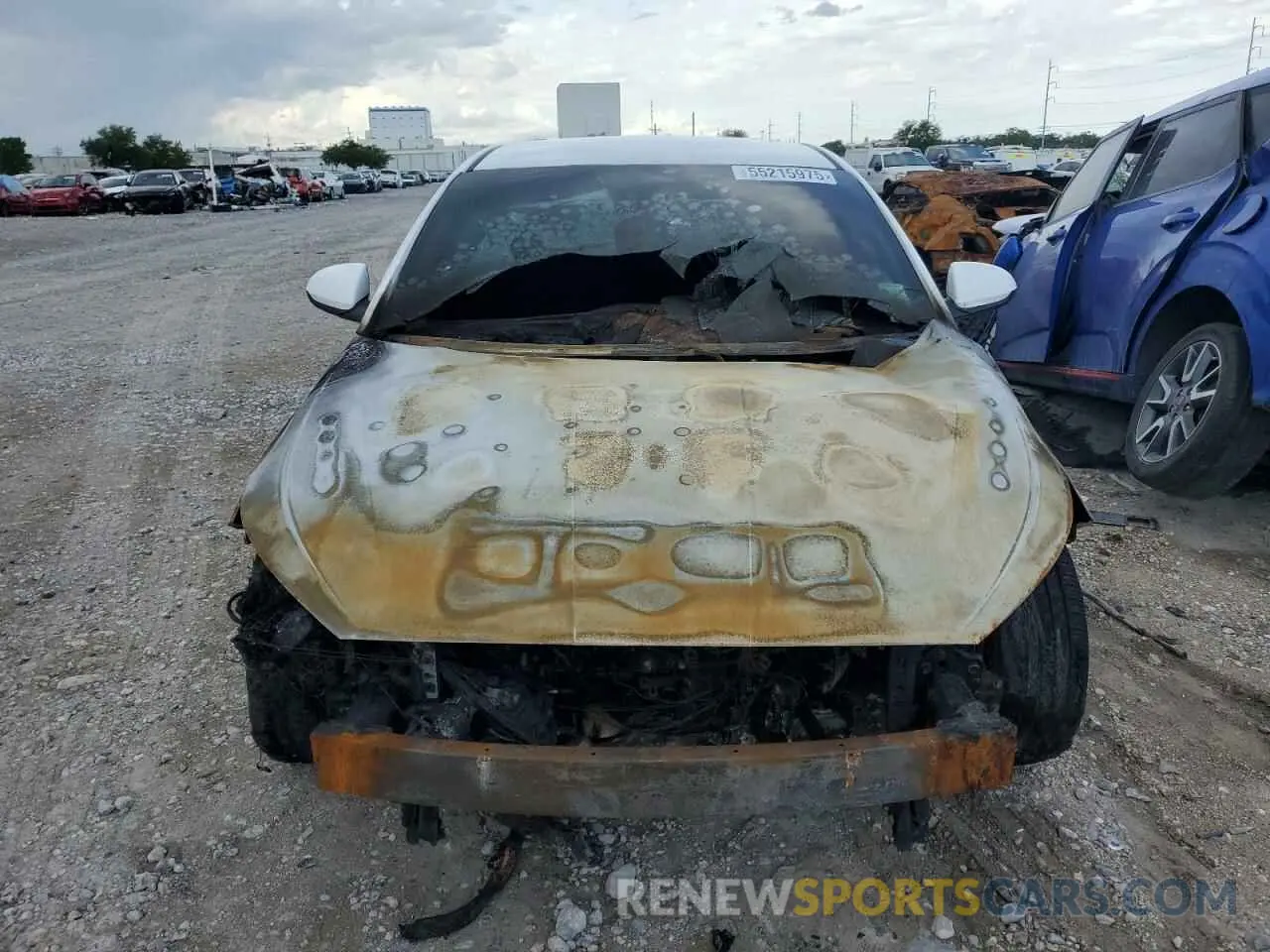 5 Photograph of a damaged car 5NPD84LF9LH569373 HYUNDAI ELANTRA 2020