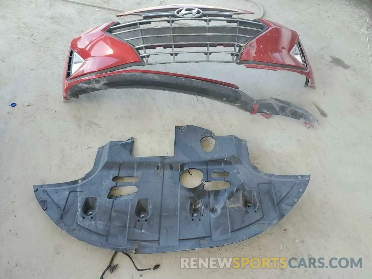 12 Photograph of a damaged car 5NPD84LF9LH576775 HYUNDAI ELANTRA 2020