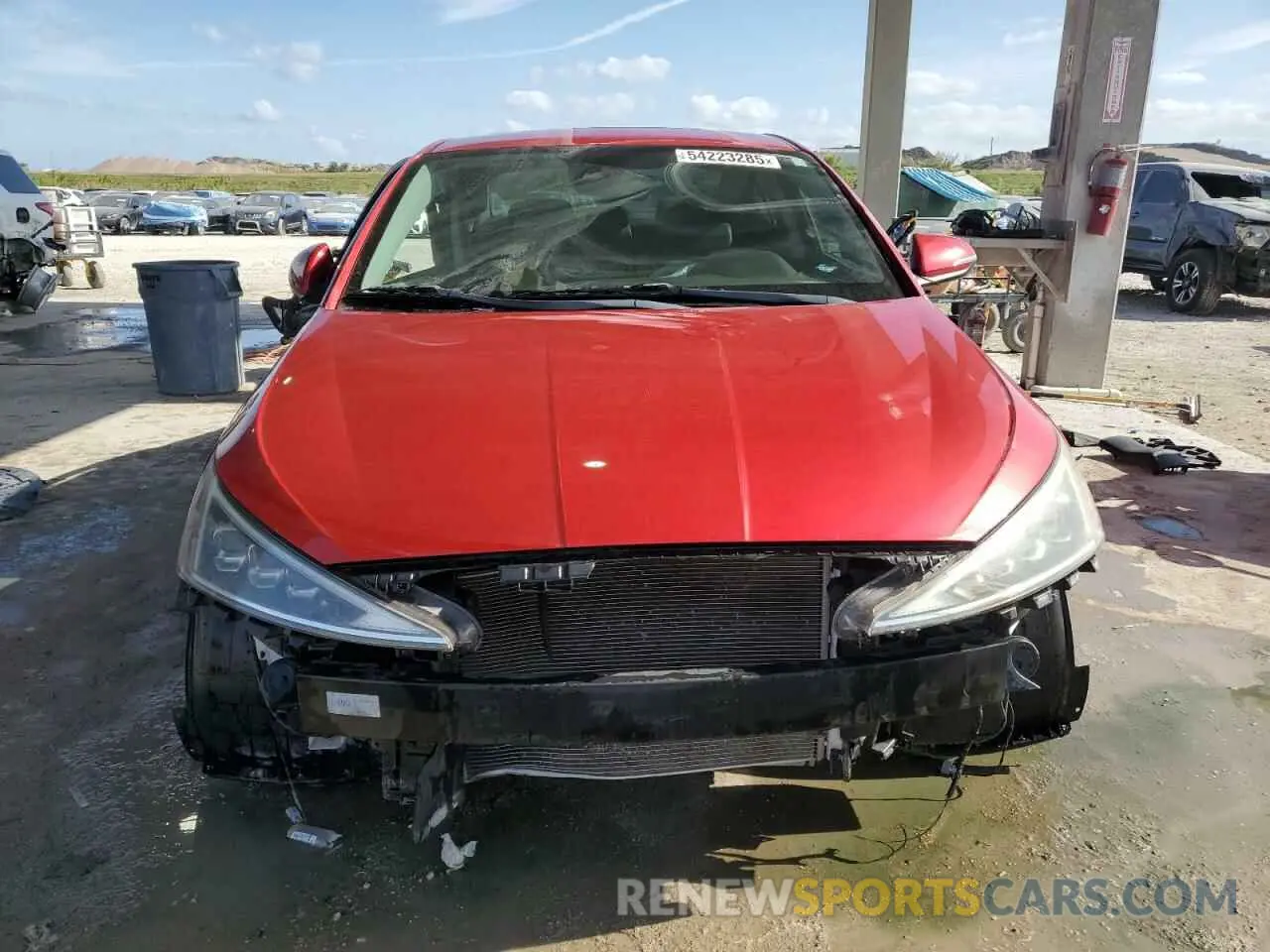 5 Photograph of a damaged car 5NPD84LF9LH576775 HYUNDAI ELANTRA 2020
