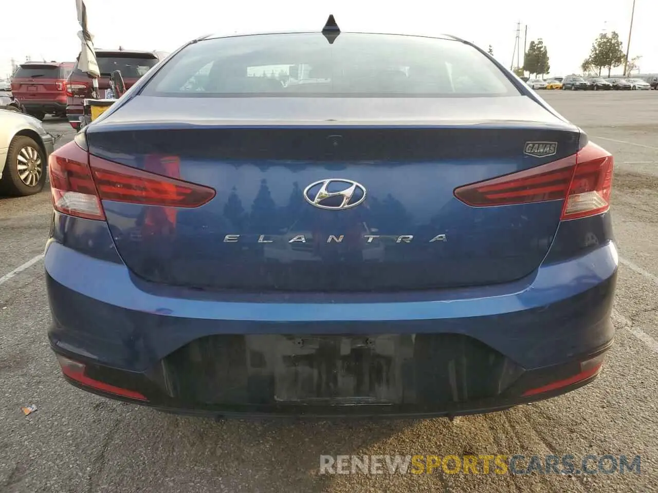 6 Photograph of a damaged car 5NPD84LF9LH578073 HYUNDAI ELANTRA 2020