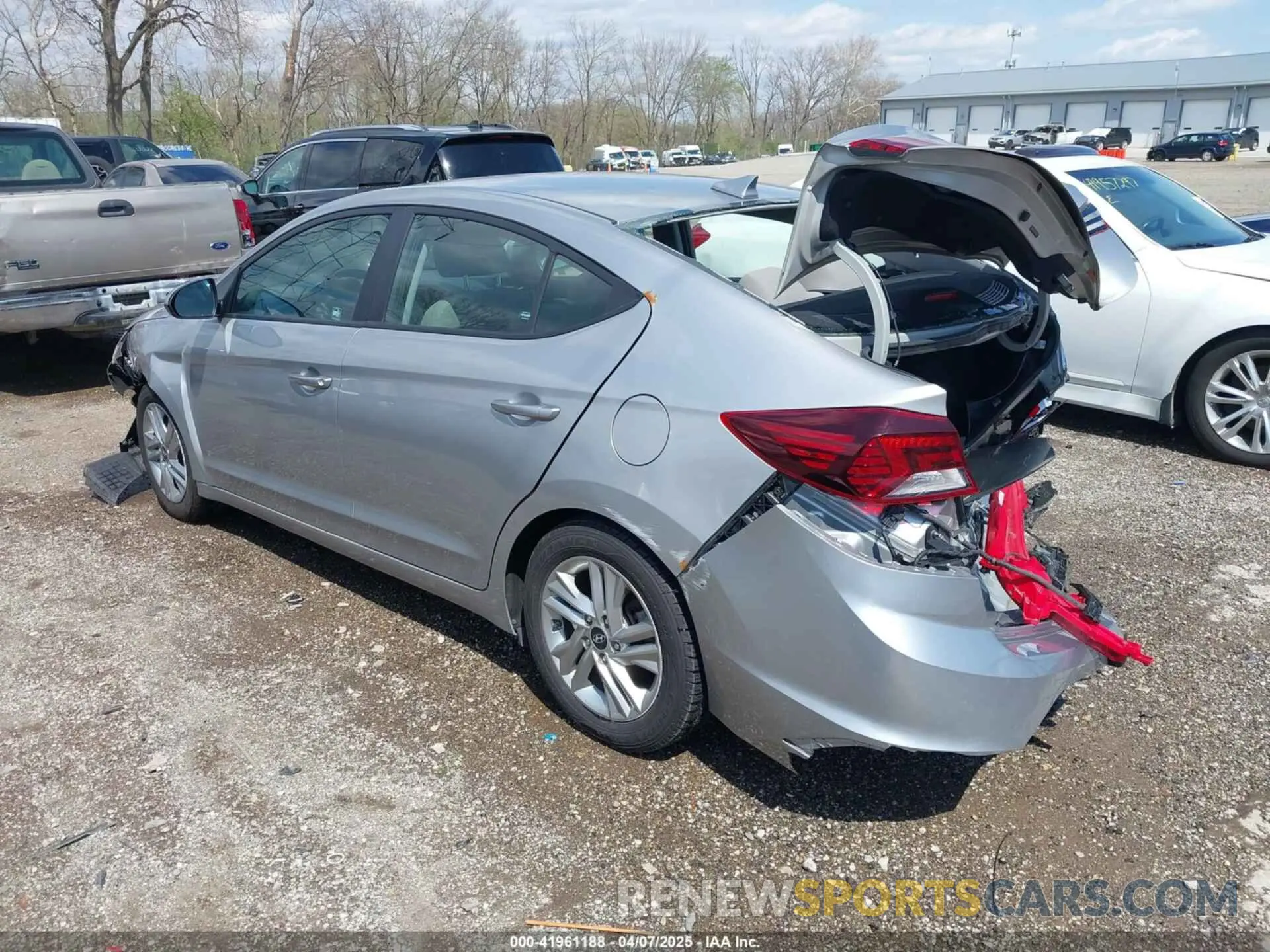 3 Photograph of a damaged car 5NPD84LF9LH584648 HYUNDAI ELANTRA 2020