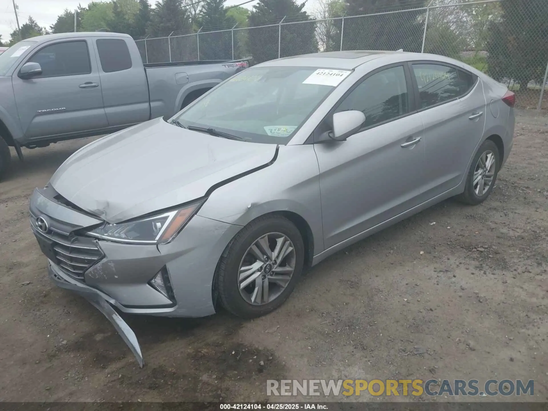 2 Photograph of a damaged car 5NPD84LF9LH585041 HYUNDAI ELANTRA 2020