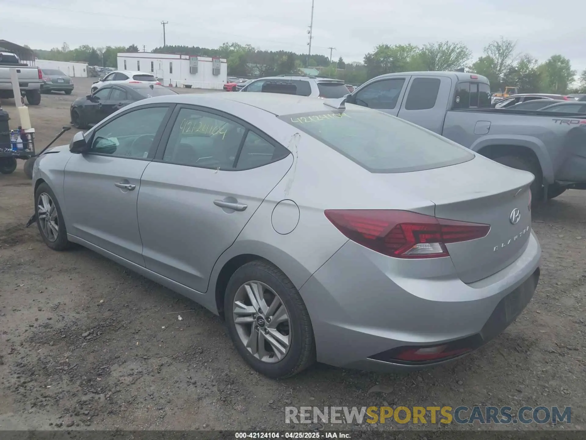 3 Photograph of a damaged car 5NPD84LF9LH585041 HYUNDAI ELANTRA 2020