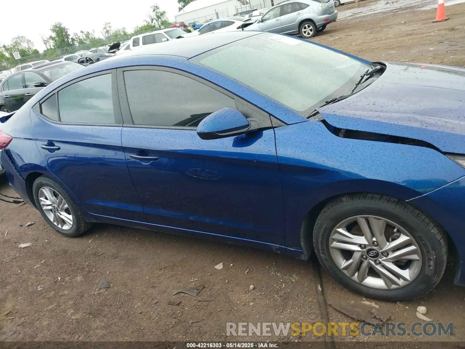 13 Photograph of a damaged car 5NPD84LF9LH593415 HYUNDAI ELANTRA 2020
