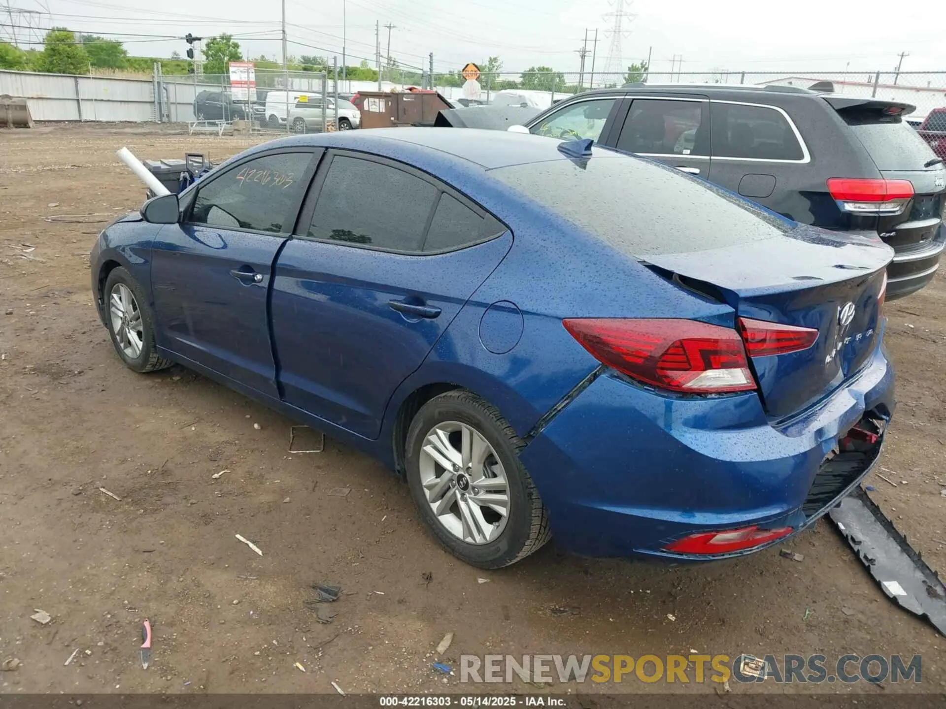 3 Photograph of a damaged car 5NPD84LF9LH593415 HYUNDAI ELANTRA 2020