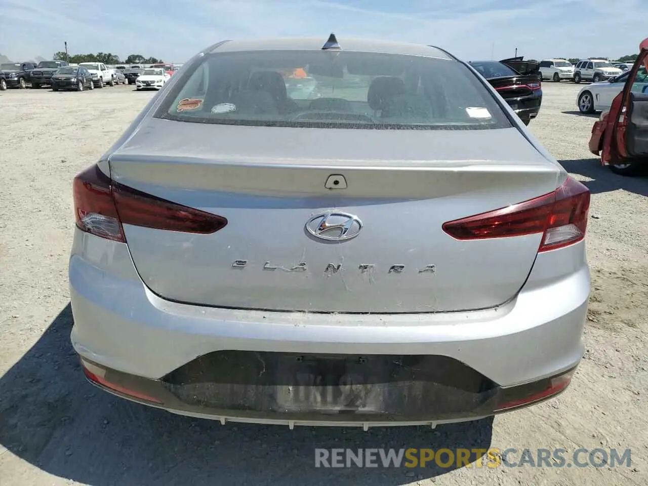 6 Photograph of a damaged car 5NPD84LF9LH606163 HYUNDAI ELANTRA 2020