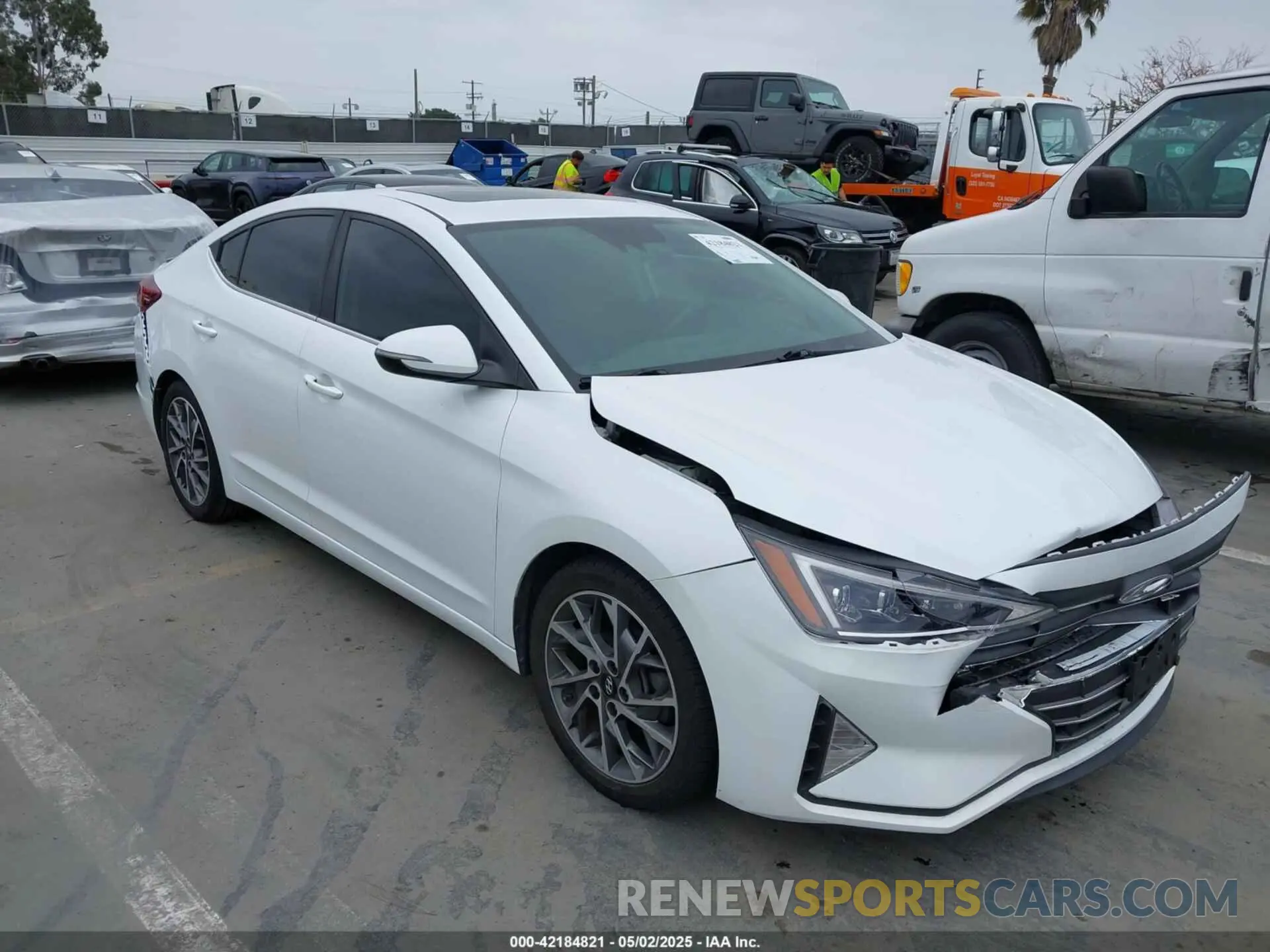 1 Photograph of a damaged car 5NPD84LF9LH607975 HYUNDAI ELANTRA 2020