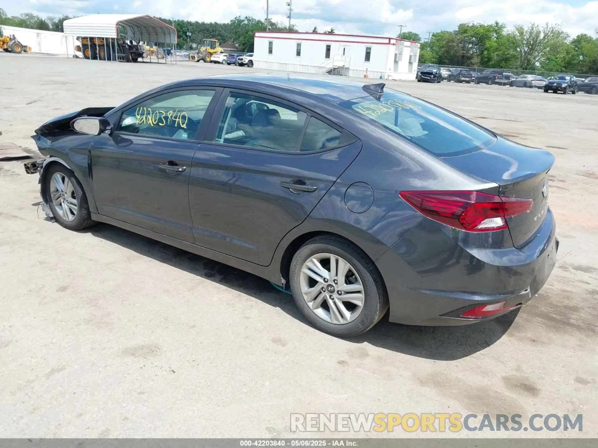 3 Photograph of a damaged car 5NPD84LF9LH614568 HYUNDAI ELANTRA 2020