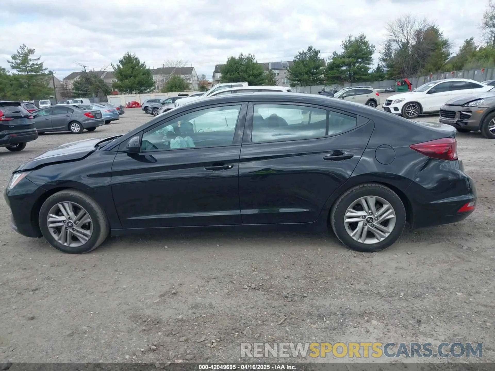 15 Photograph of a damaged car 5NPD84LF9LH617440 HYUNDAI ELANTRA 2020