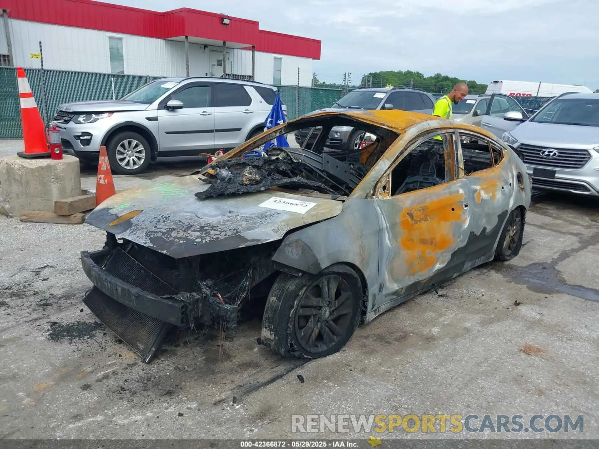 2 Photograph of a damaged car 5NPD84LF9LH620757 HYUNDAI ELANTRA 2020