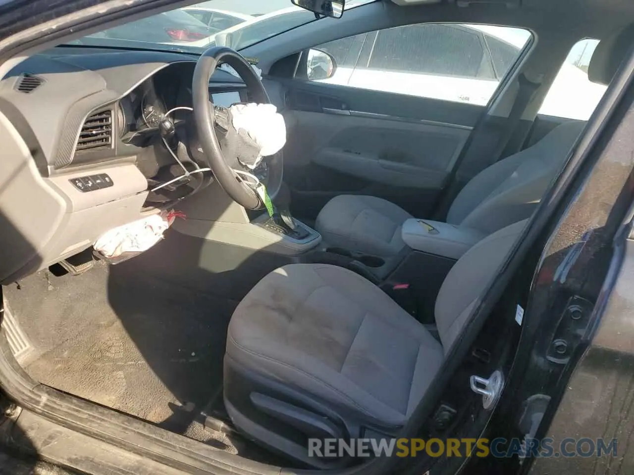 7 Photograph of a damaged car 5NPD84LF9LH621553 HYUNDAI ELANTRA 2020