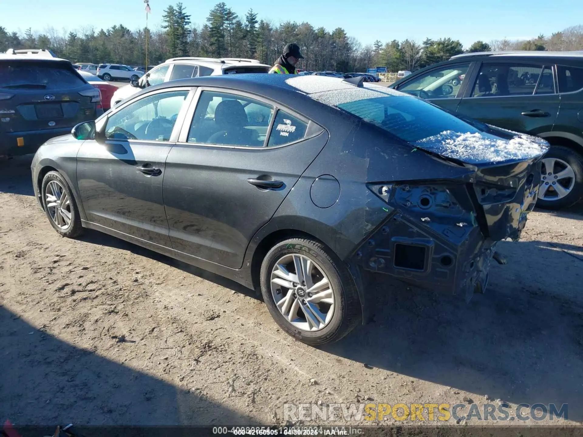 3 Photograph of a damaged car 5NPD84LF9LH622444 HYUNDAI ELANTRA 2020