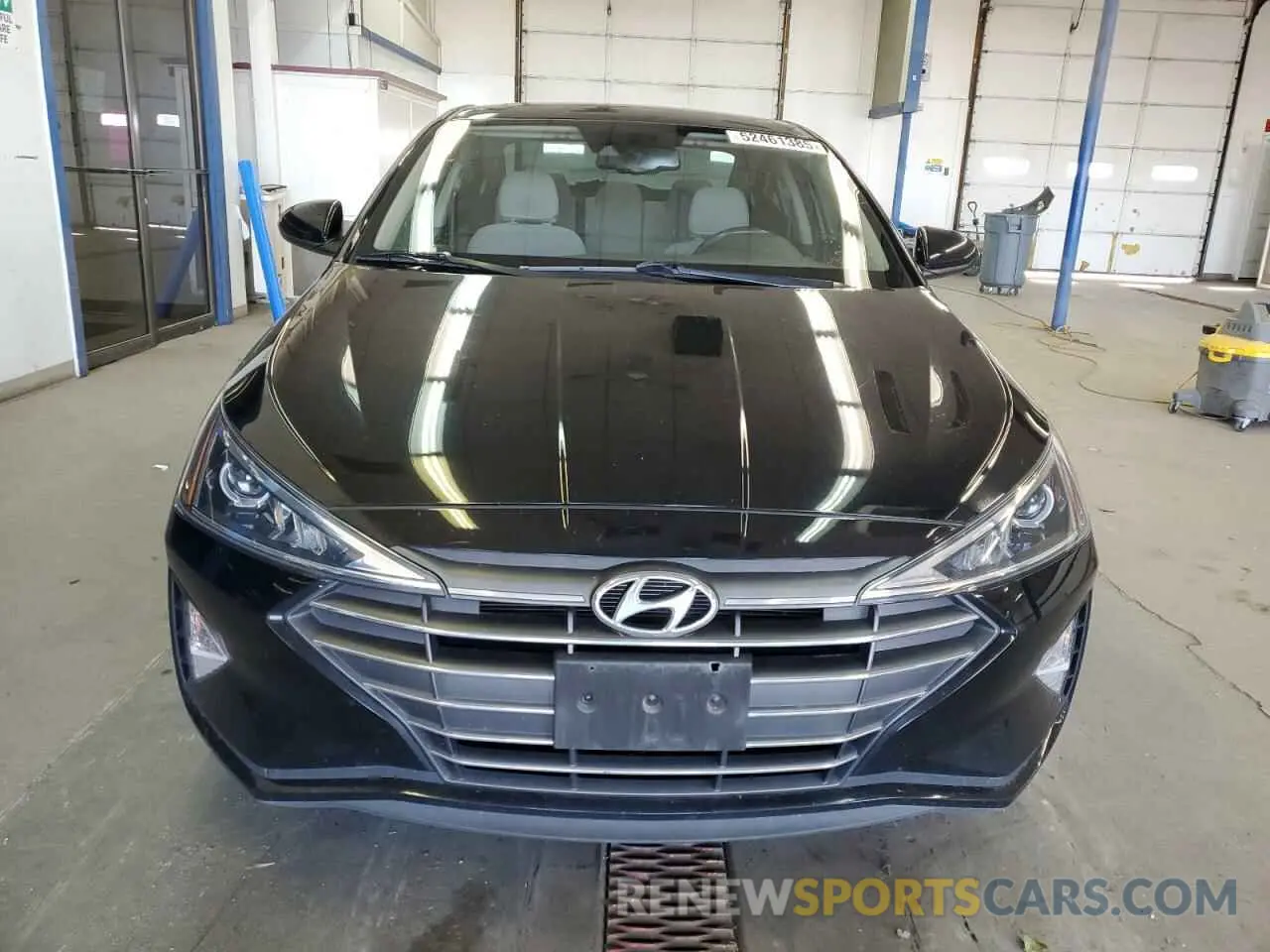 5 Photograph of a damaged car 5NPD84LF9LH623450 HYUNDAI ELANTRA 2020