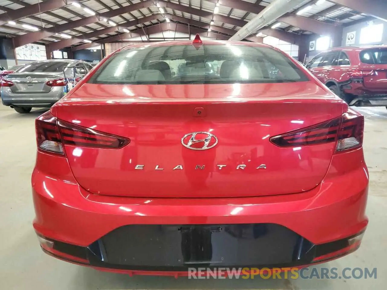 6 Photograph of a damaged car 5NPD84LF9LH626333 HYUNDAI ELANTRA 2020