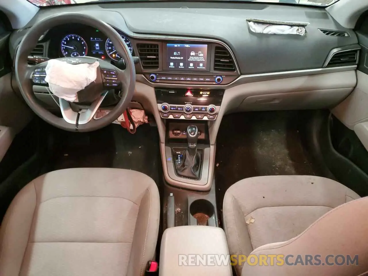 8 Photograph of a damaged car 5NPD84LF9LH626333 HYUNDAI ELANTRA 2020