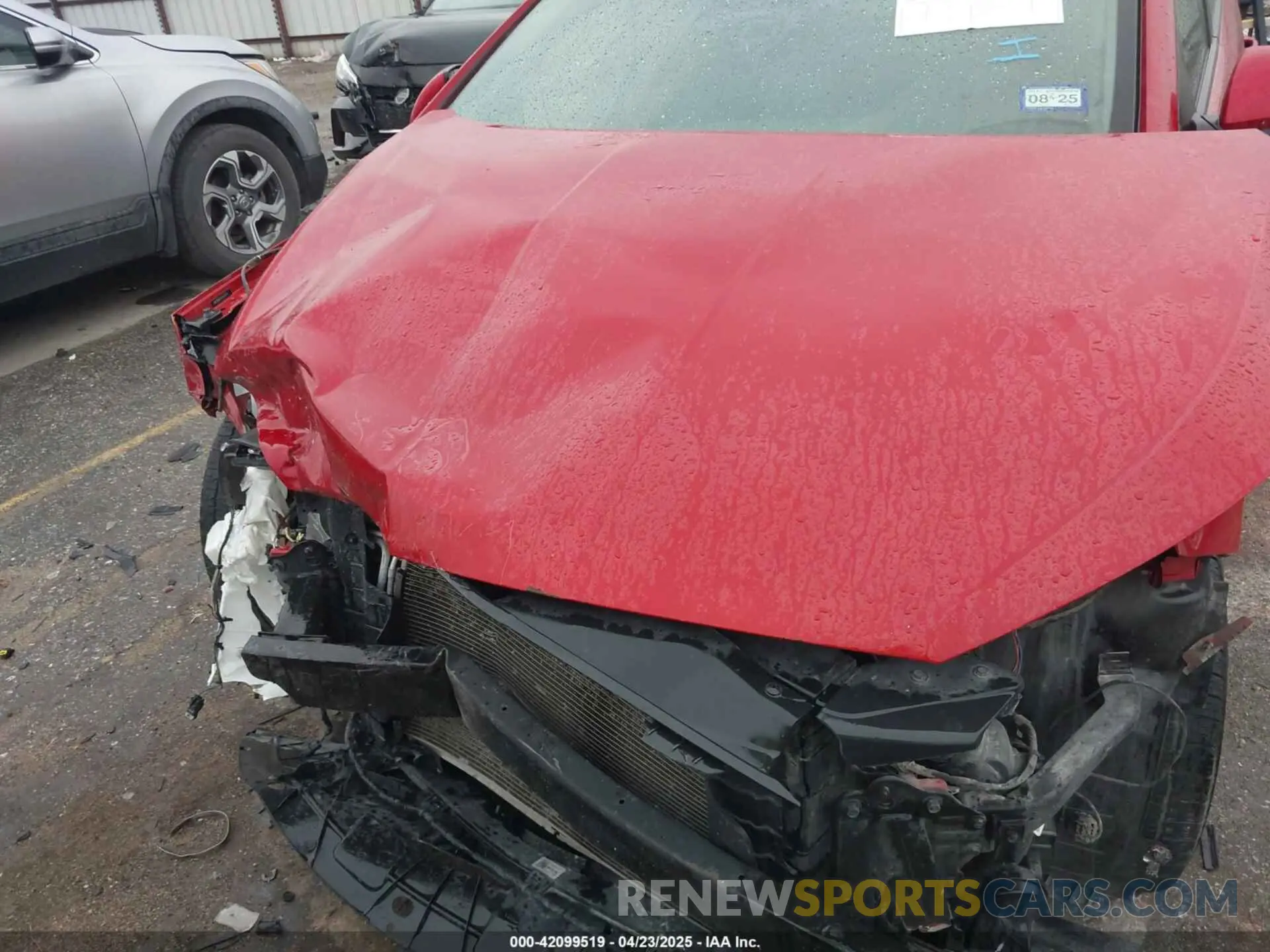 12 Photograph of a damaged car 5NPD84LF9LH632424 HYUNDAI ELANTRA 2020