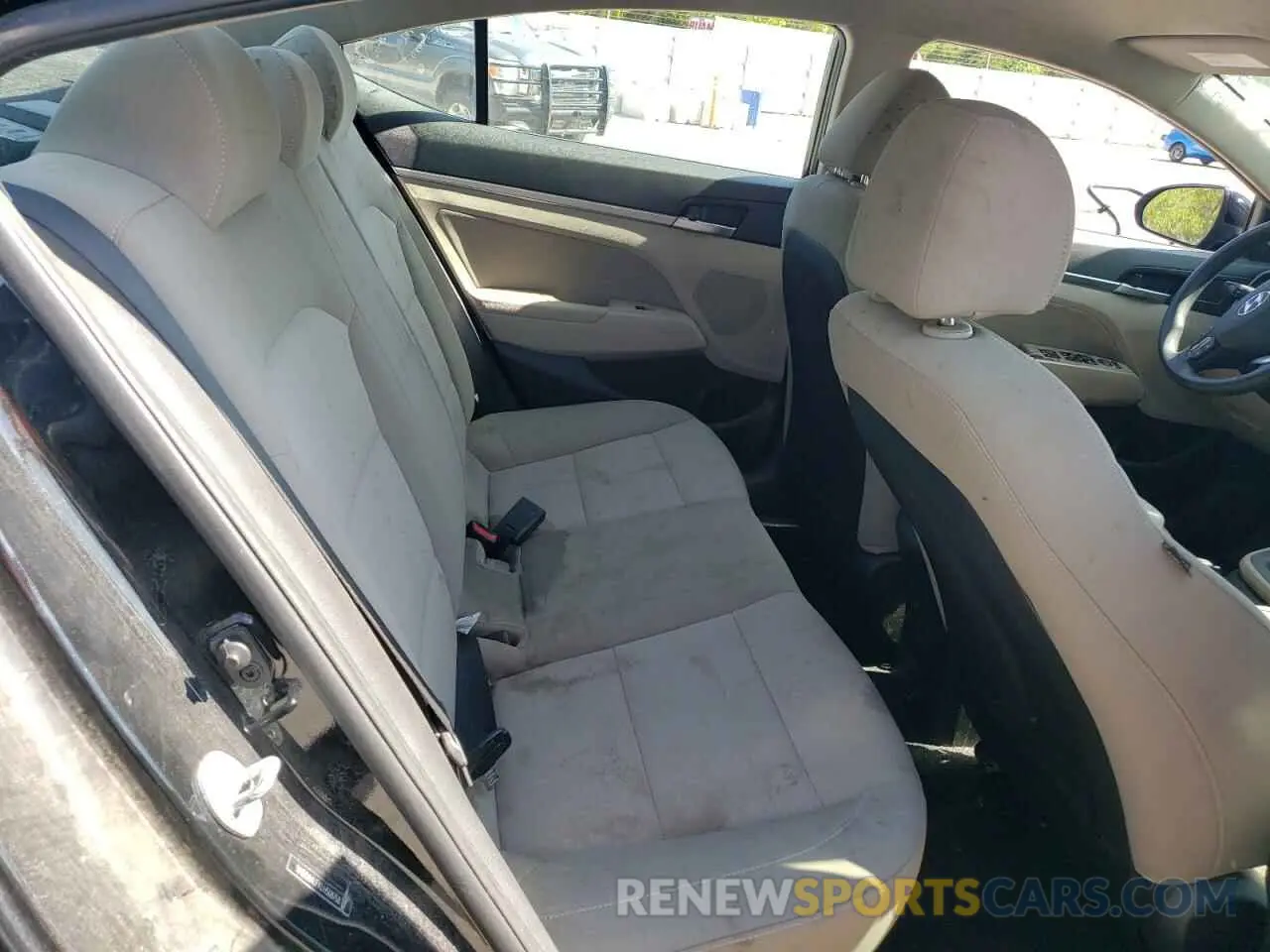 10 Photograph of a damaged car 5NPD84LFXLH508758 HYUNDAI ELANTRA 2020