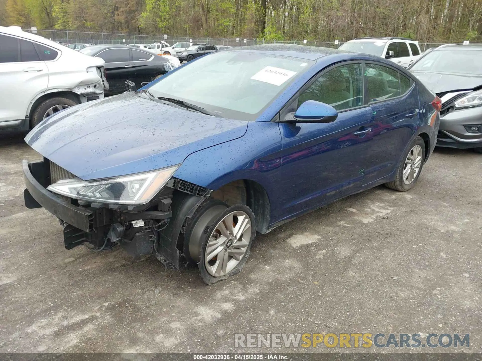 2 Photograph of a damaged car 5NPD84LFXLH509814 HYUNDAI ELANTRA 2020