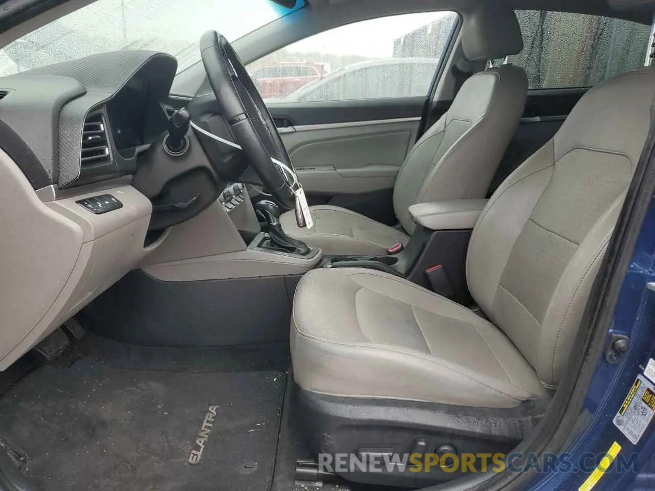 7 Photograph of a damaged car 5NPD84LFXLH515922 HYUNDAI ELANTRA 2020