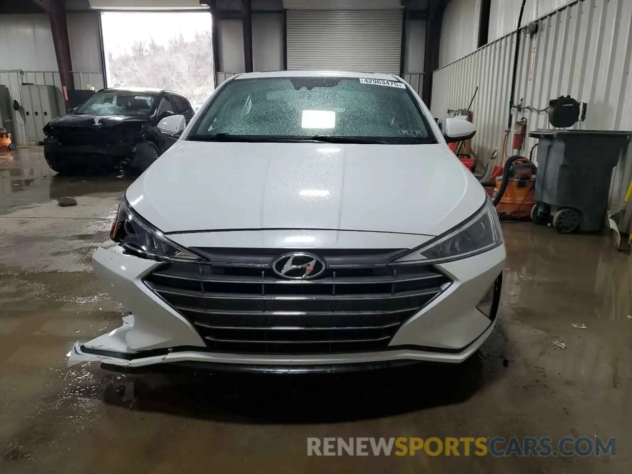 5 Photograph of a damaged car 5NPD84LFXLH521395 HYUNDAI ELANTRA 2020