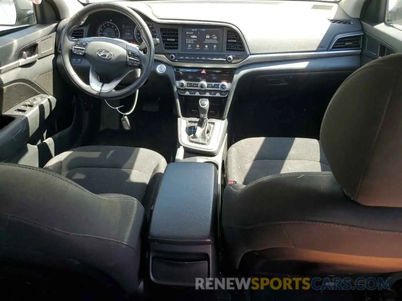 8 Photograph of a damaged car 5NPD84LFXLH523549 HYUNDAI ELANTRA 2020