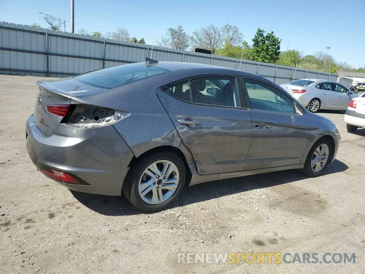 3 Photograph of a damaged car 5NPD84LFXLH524250 HYUNDAI ELANTRA 2020