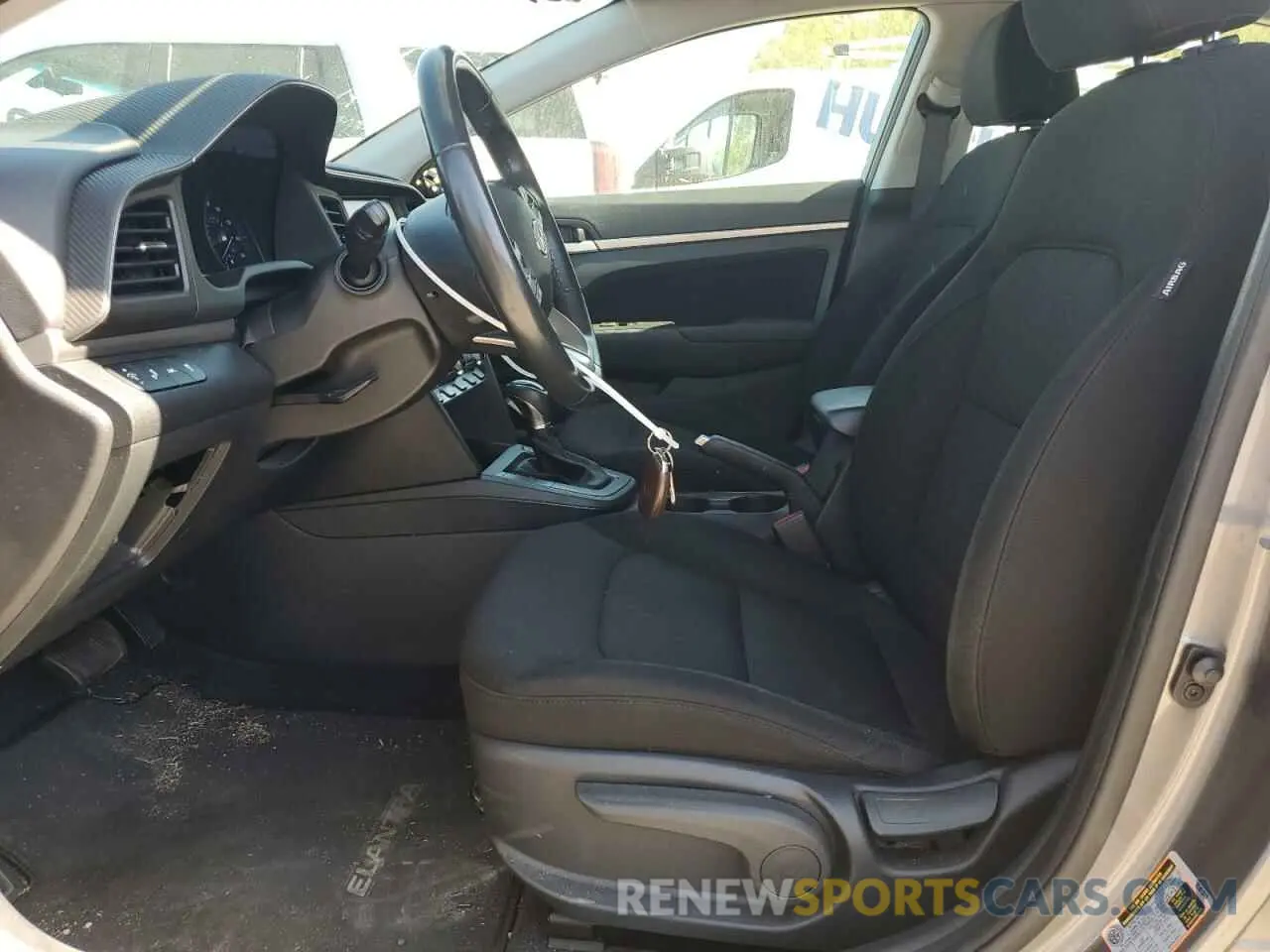 7 Photograph of a damaged car 5NPD84LFXLH524250 HYUNDAI ELANTRA 2020