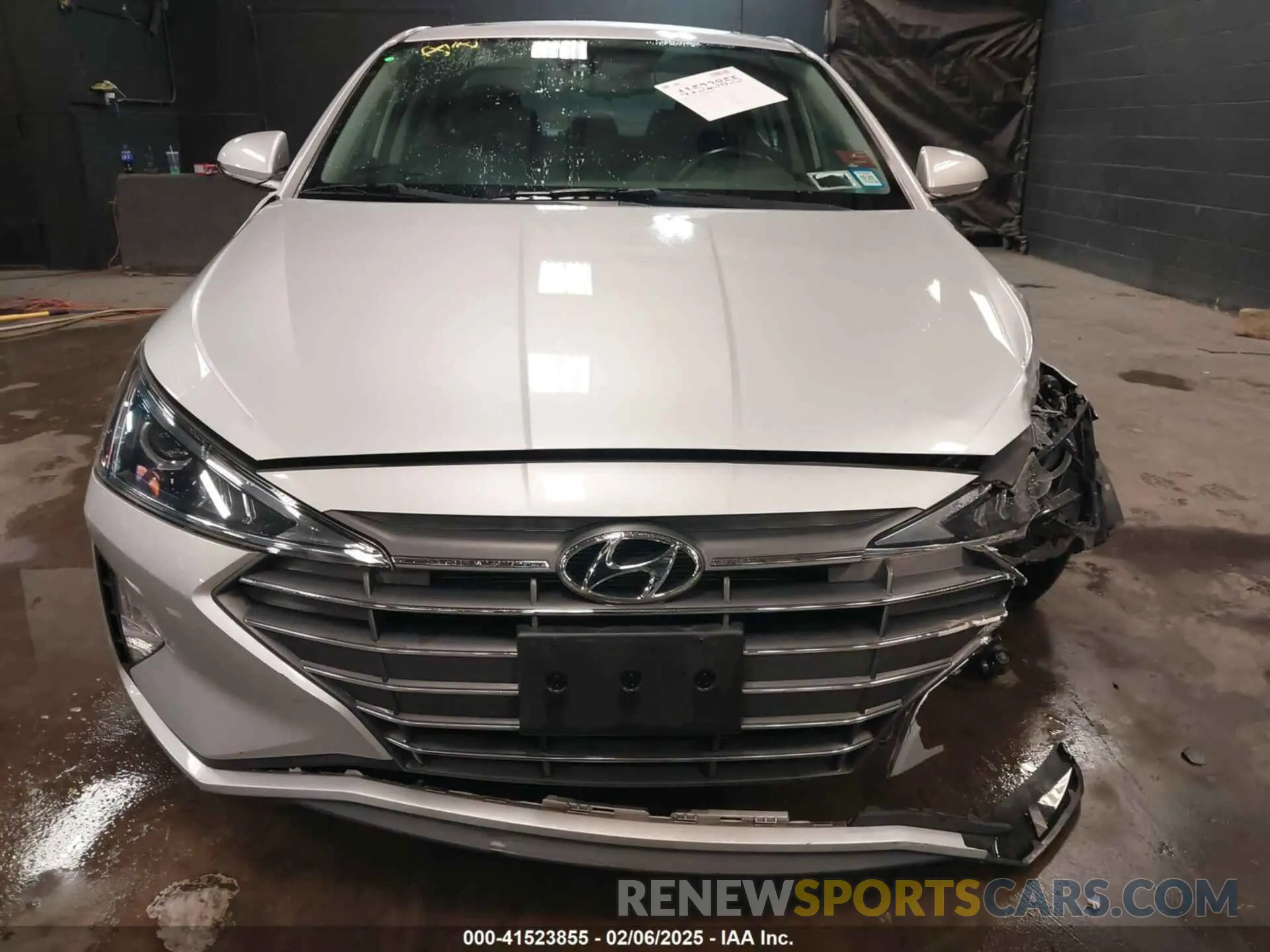 11 Photograph of a damaged car 5NPD84LFXLH537323 HYUNDAI ELANTRA 2020