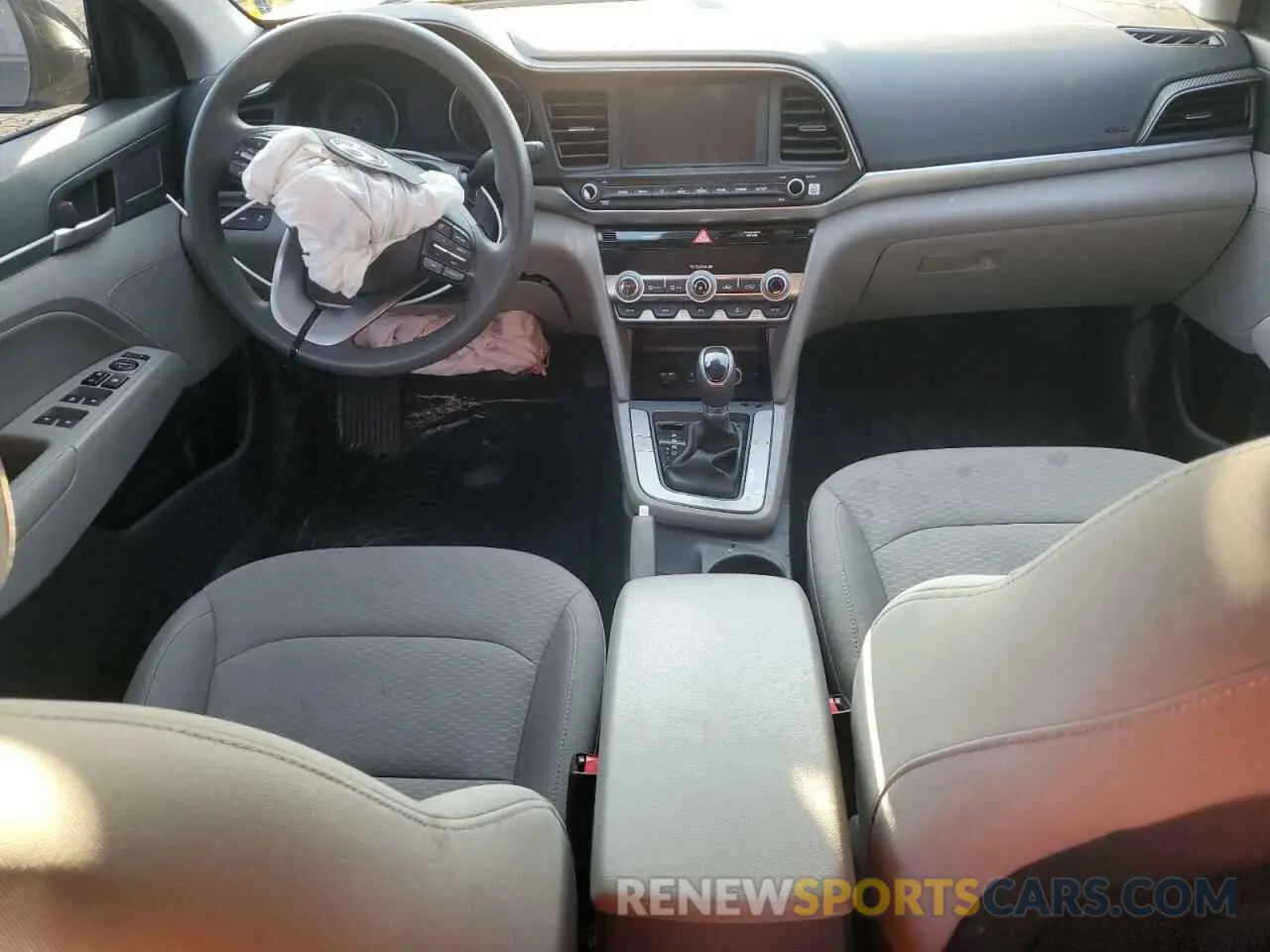 8 Photograph of a damaged car 5NPD84LFXLH548418 HYUNDAI ELANTRA 2020