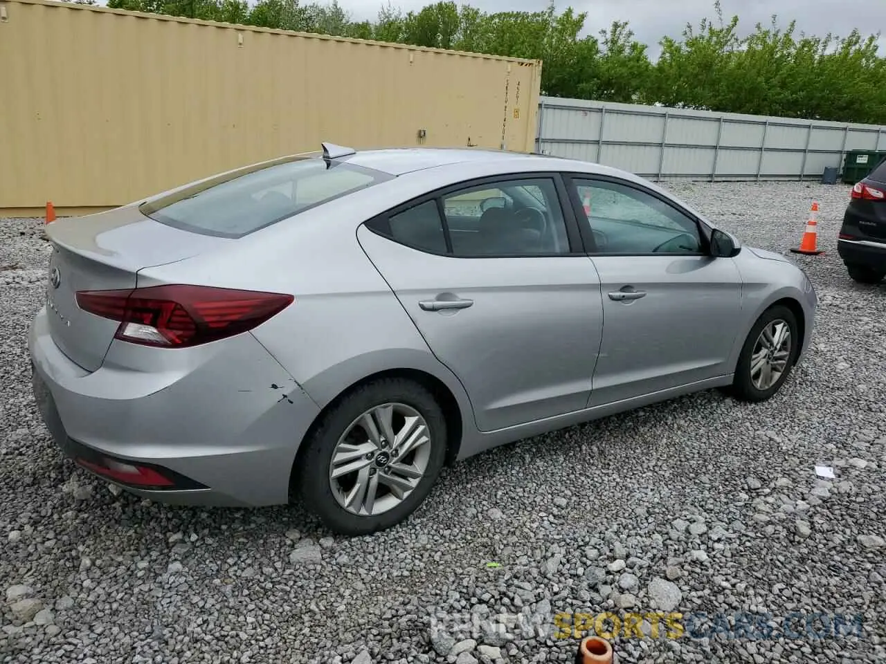 3 Photograph of a damaged car 5NPD84LFXLH549844 HYUNDAI ELANTRA 2020