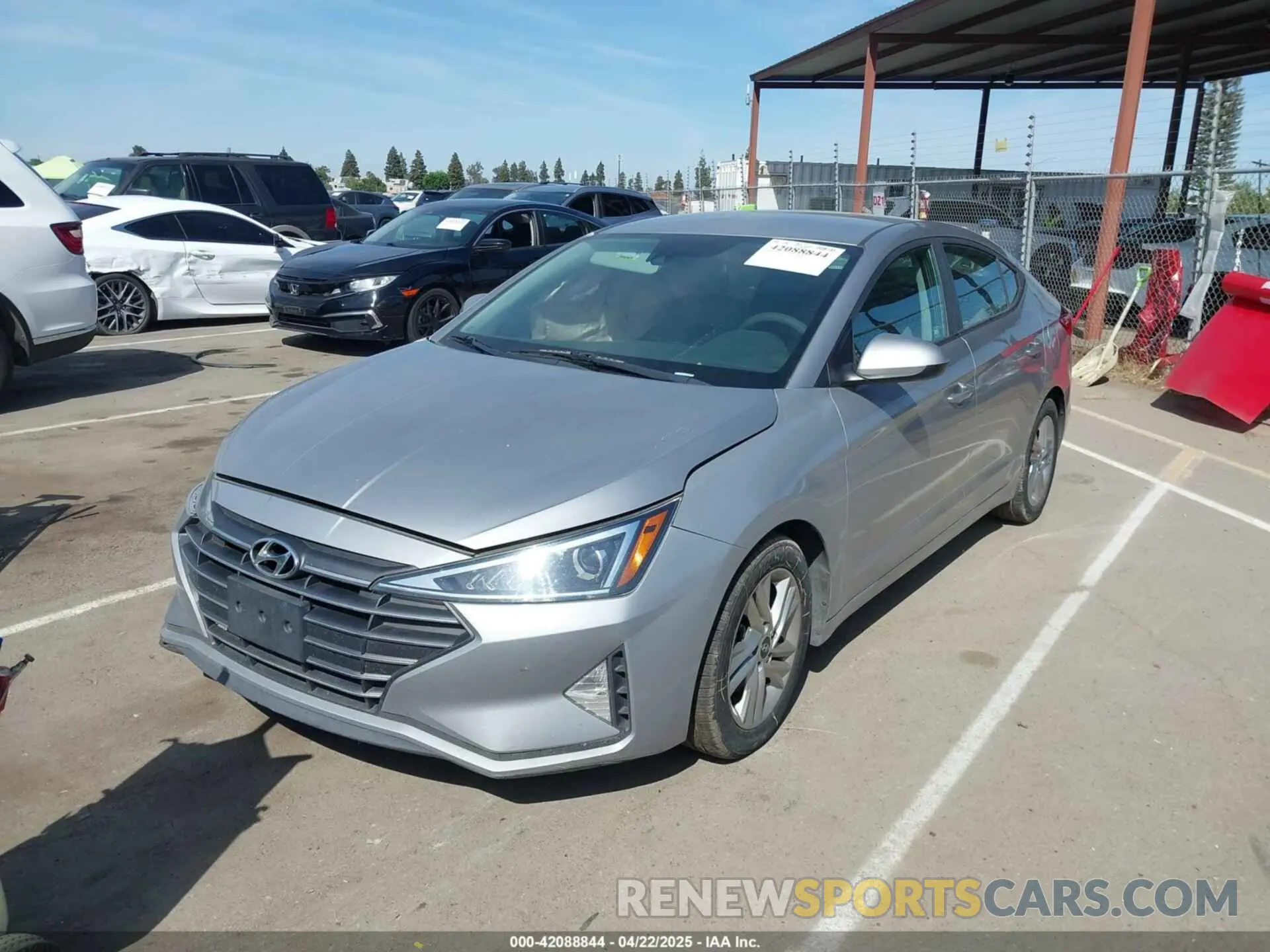 2 Photograph of a damaged car 5NPD84LFXLH551559 HYUNDAI ELANTRA 2020