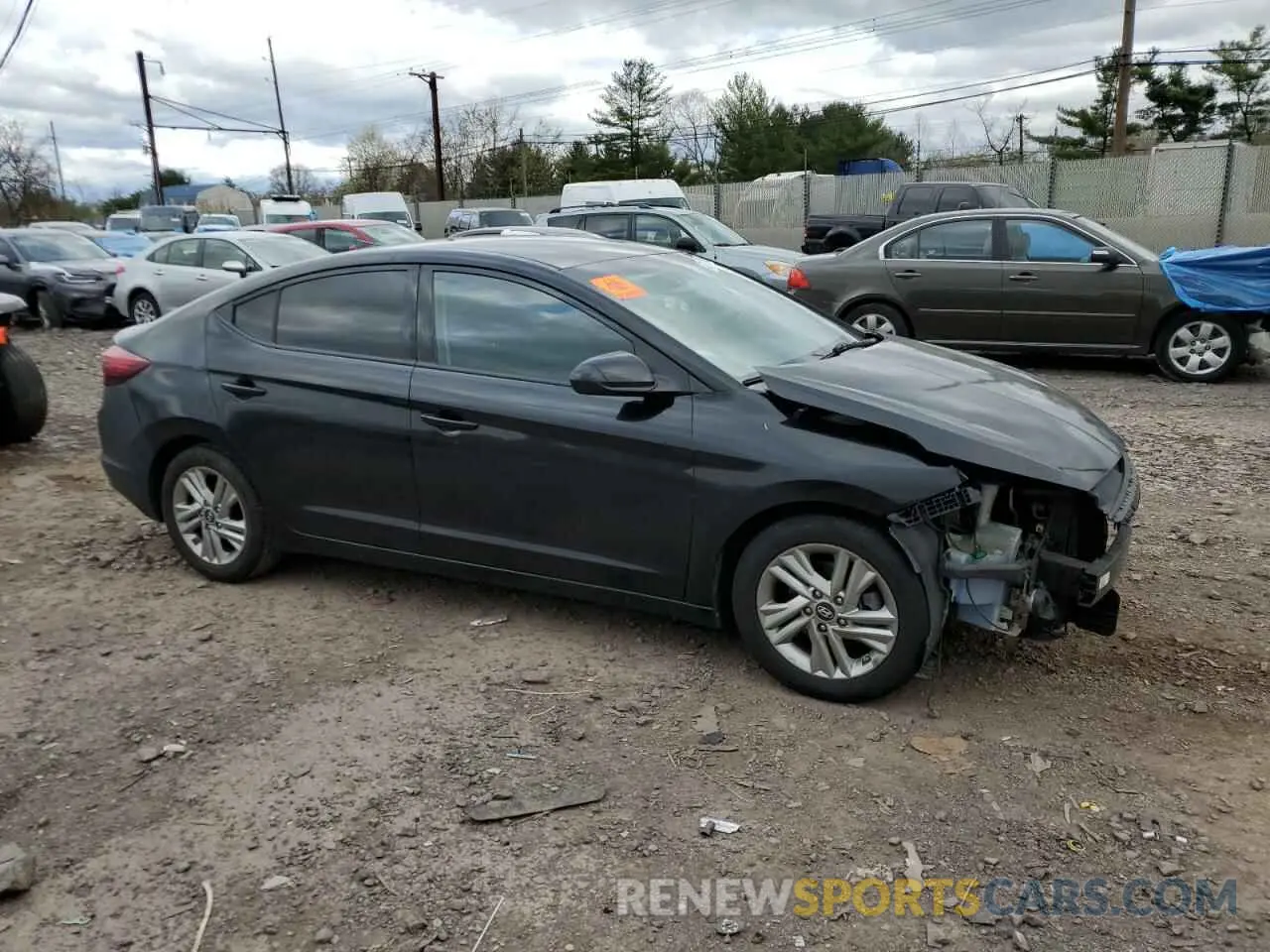 4 Photograph of a damaged car 5NPD84LFXLH552419 HYUNDAI ELANTRA 2020