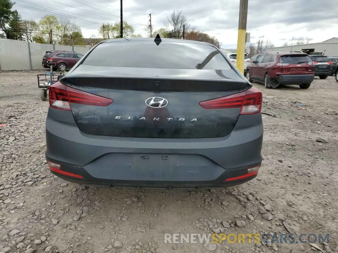 6 Photograph of a damaged car 5NPD84LFXLH552419 HYUNDAI ELANTRA 2020