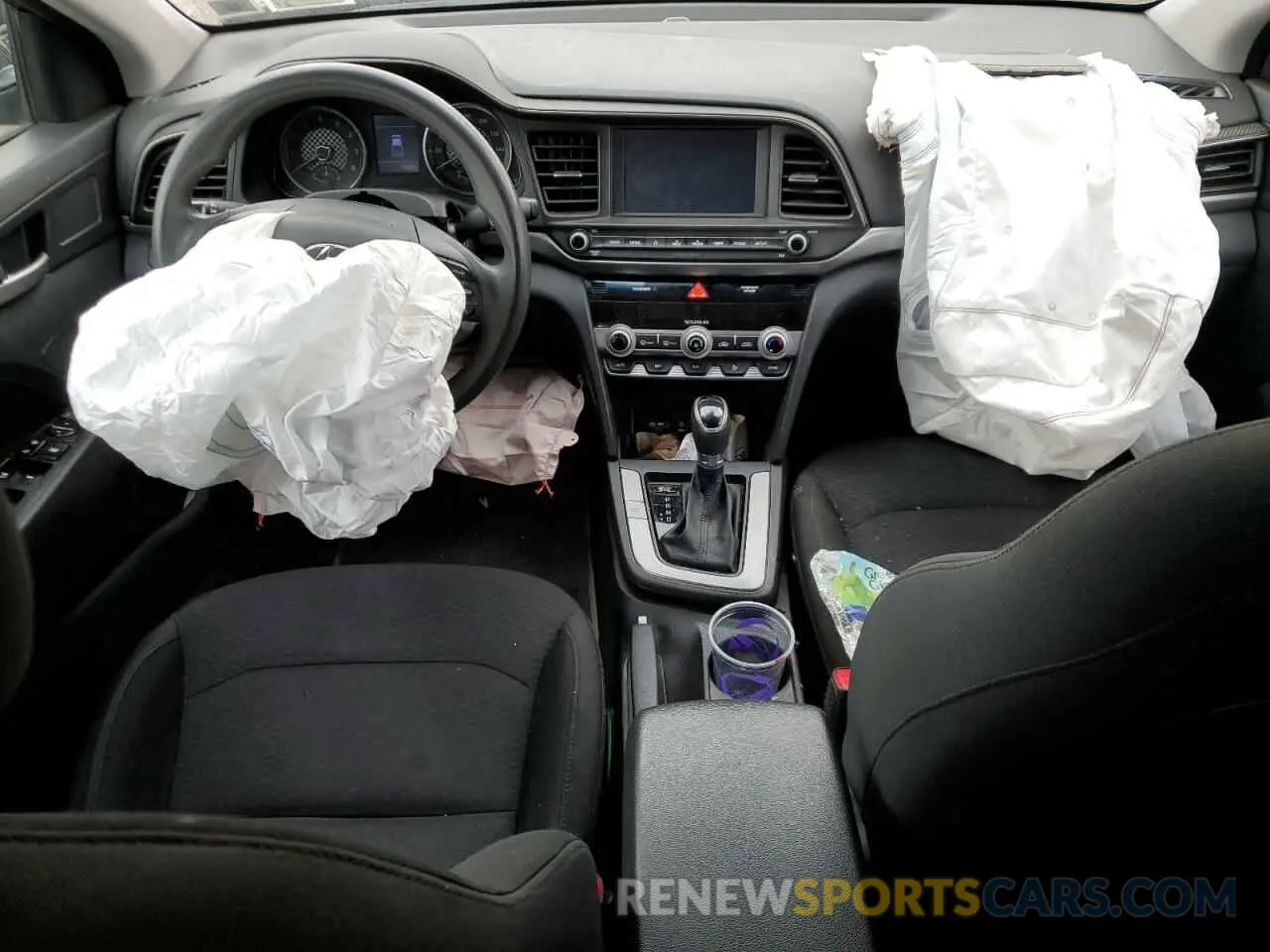 8 Photograph of a damaged car 5NPD84LFXLH552419 HYUNDAI ELANTRA 2020