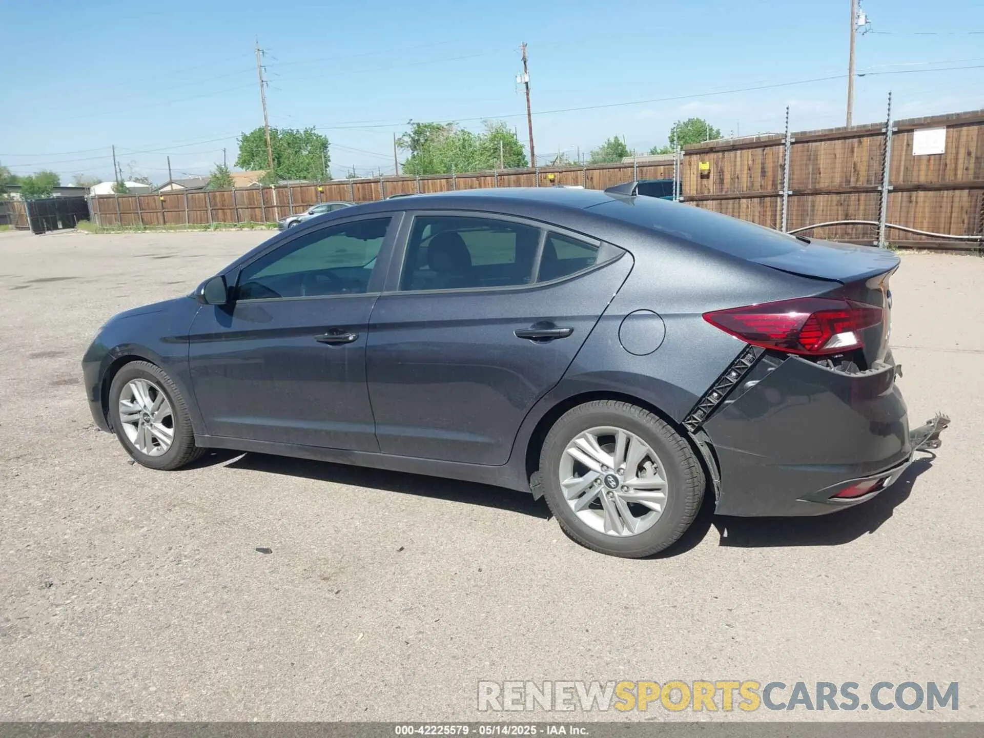 14 Photograph of a damaged car 5NPD84LFXLH561461 HYUNDAI ELANTRA 2020