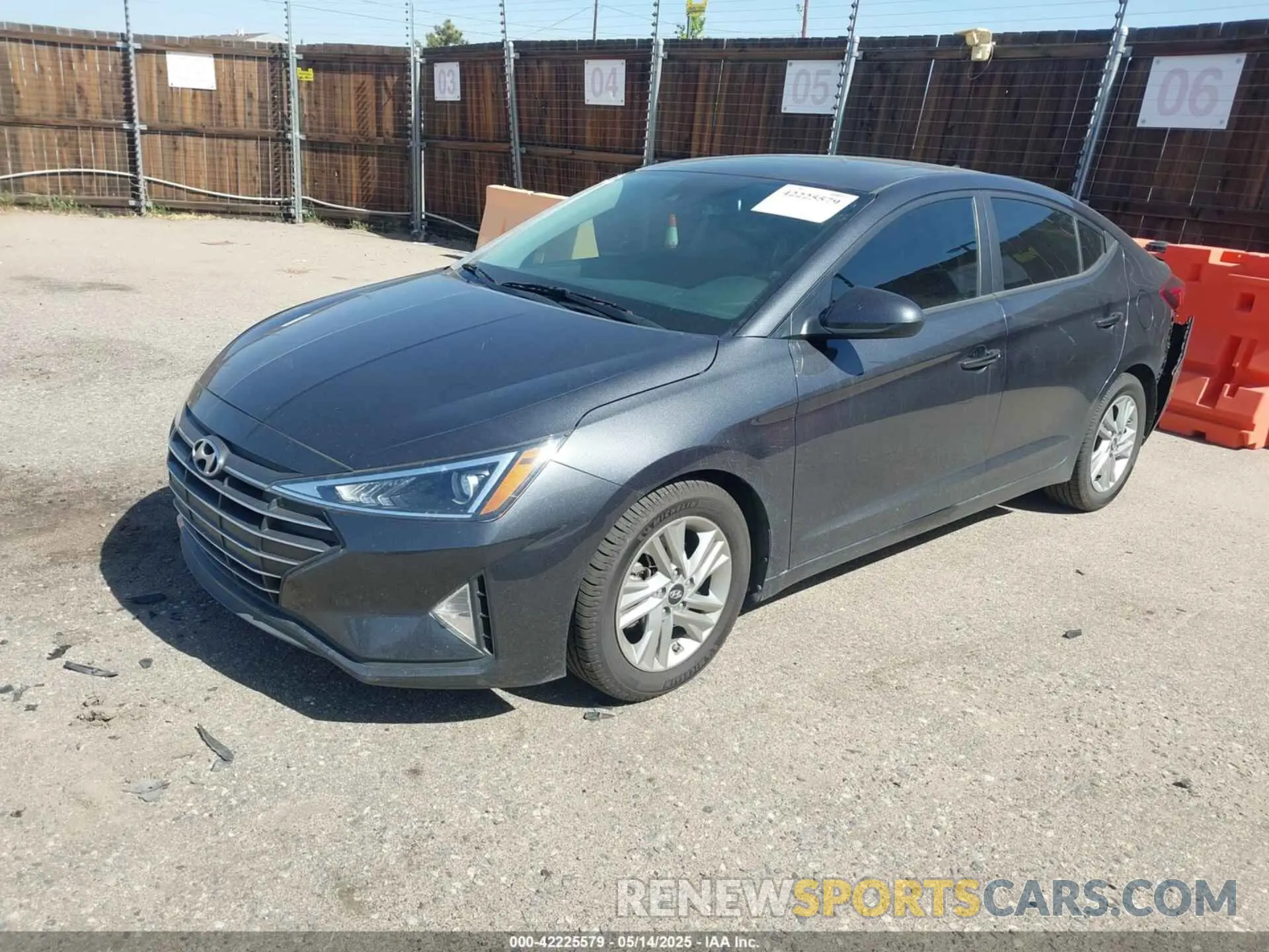 2 Photograph of a damaged car 5NPD84LFXLH561461 HYUNDAI ELANTRA 2020